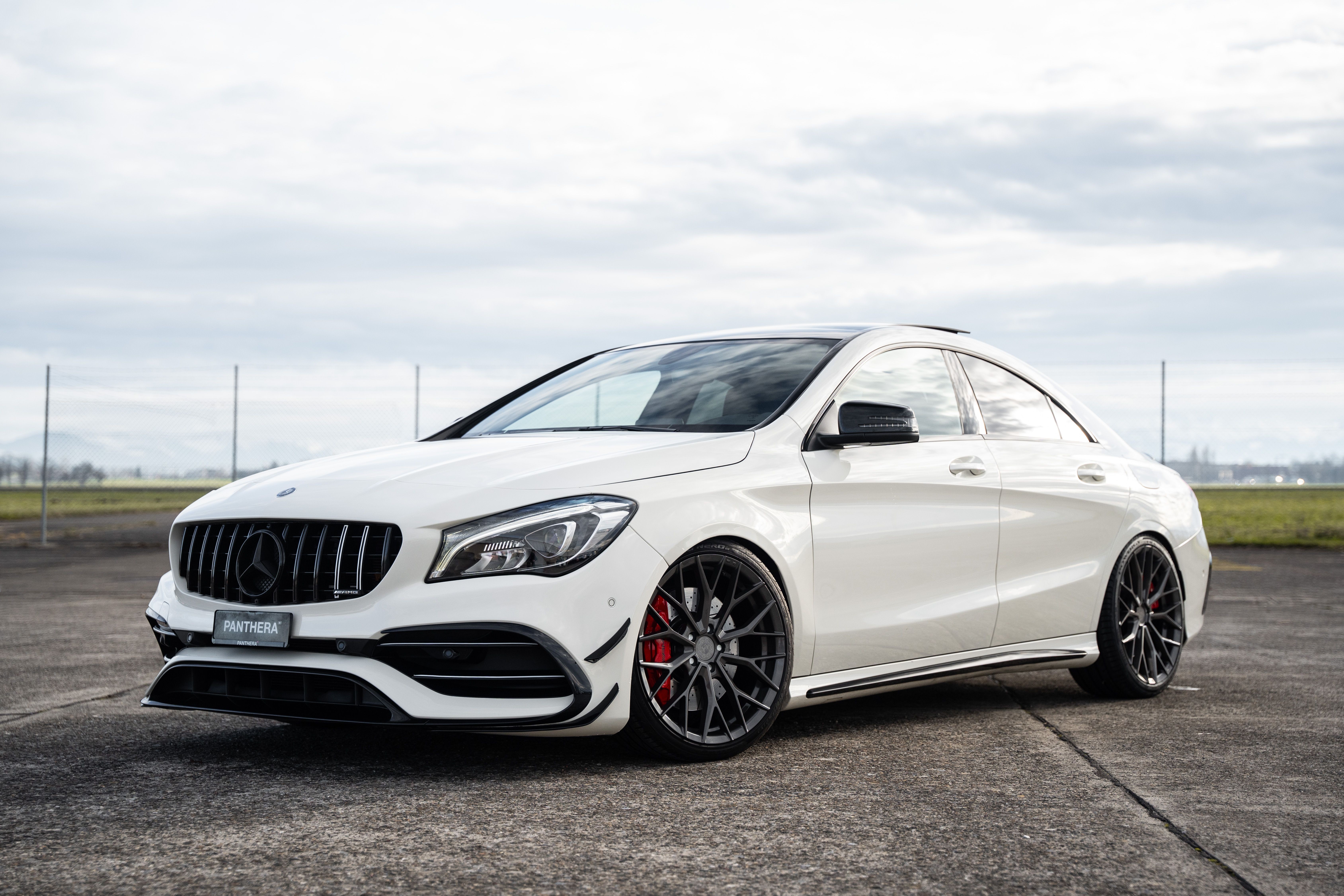 MERCEDES-BENZ CLA 45 AMG 4Matic Speedshift