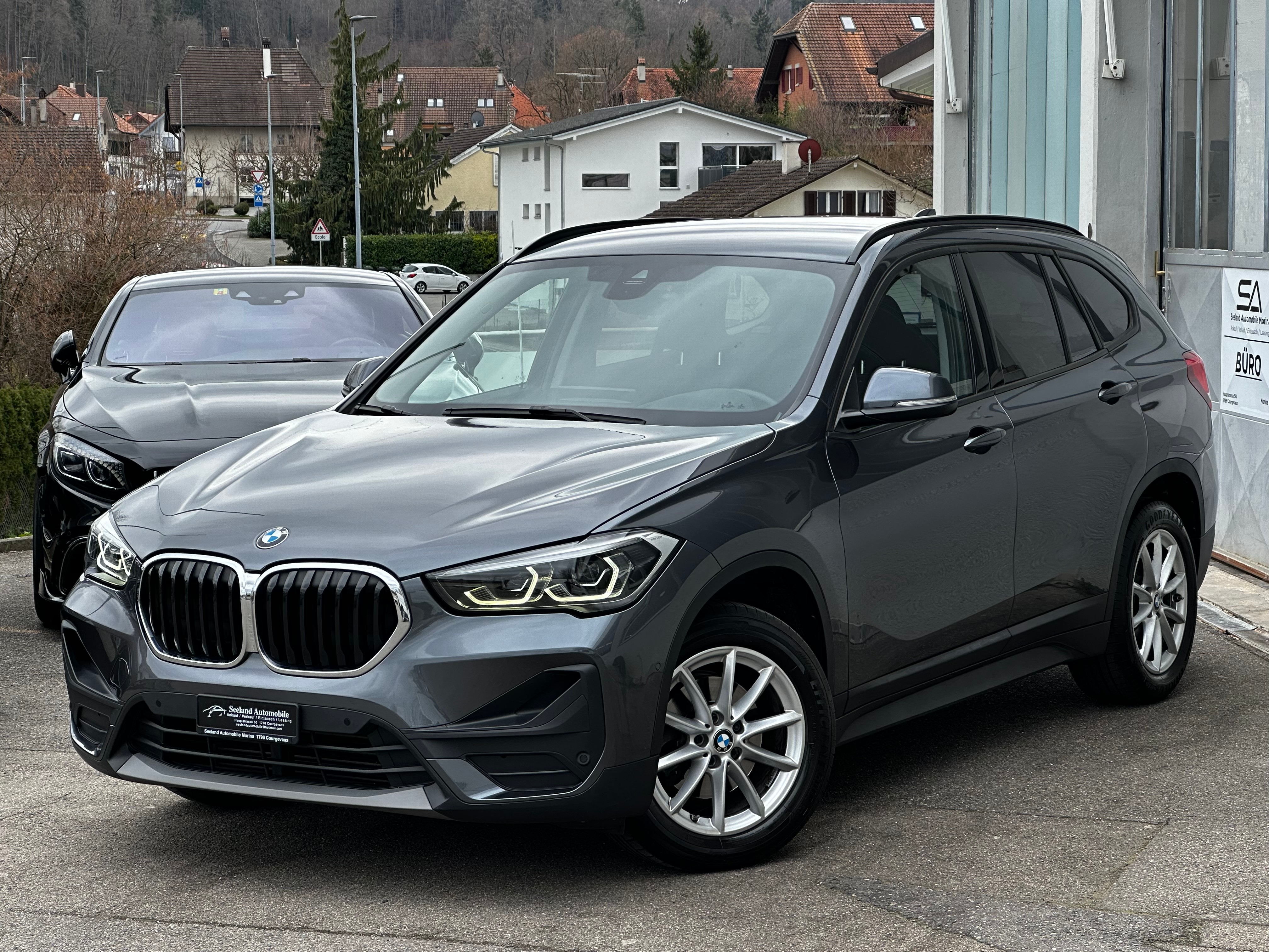 BMW X1 xDrive 18d Essential Edition Steptronic