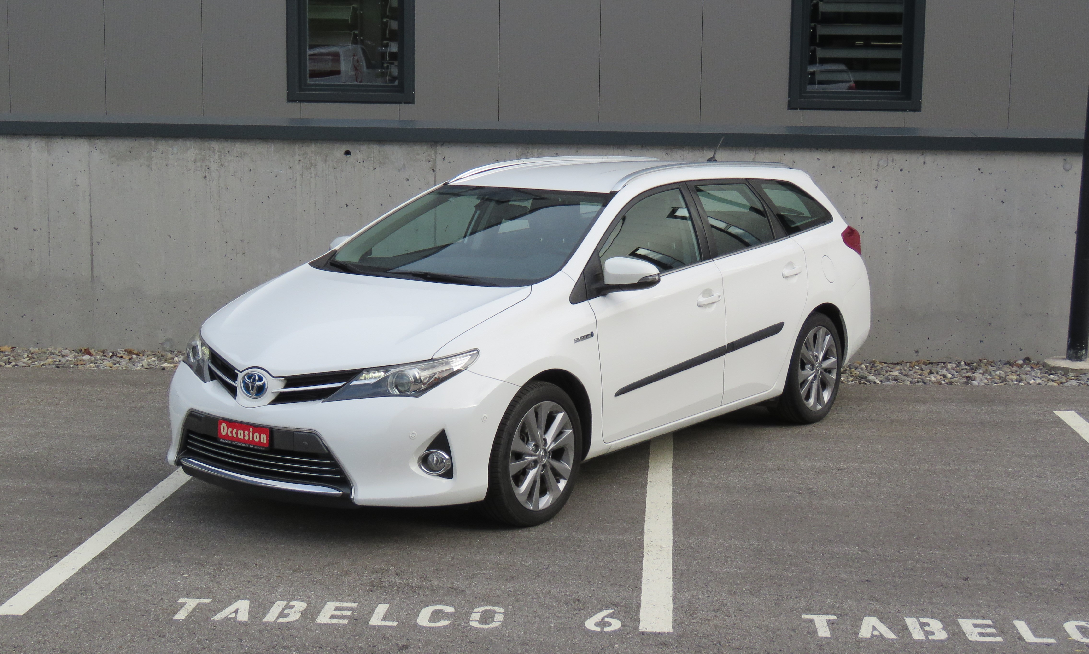 TOYOTA Auris Touring Sports 1.8 16V HSD Linea Trend