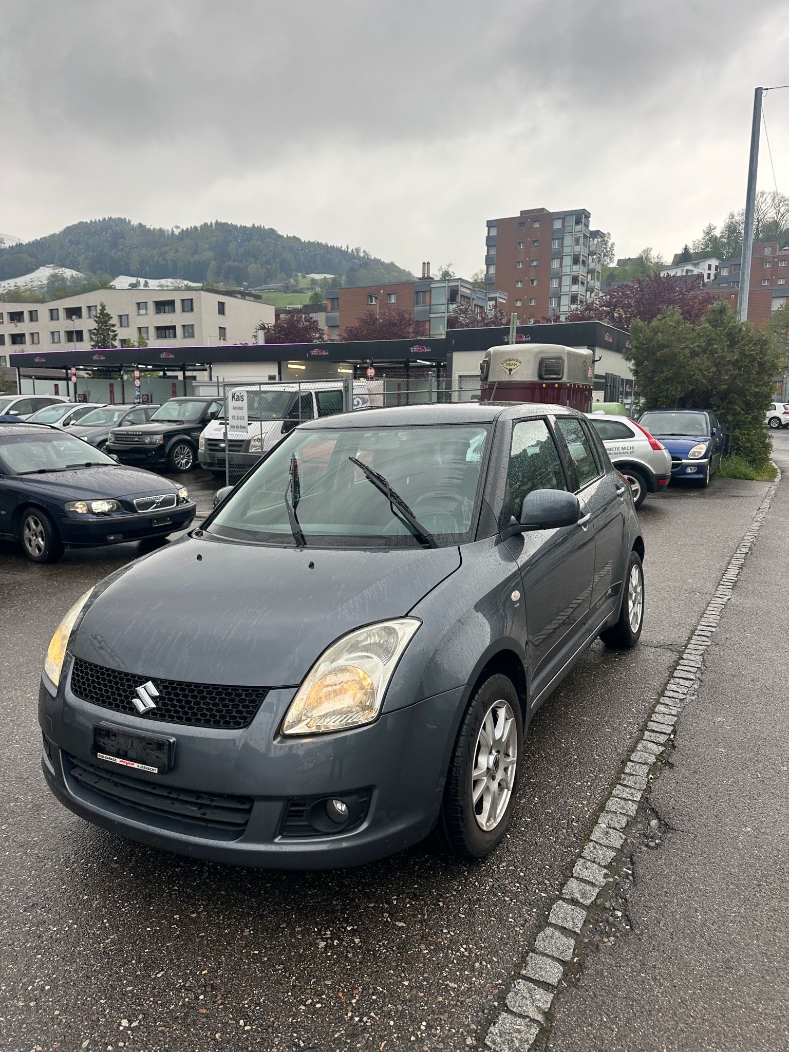 SUZUKI Swift 1.3i 16V GL 4x4