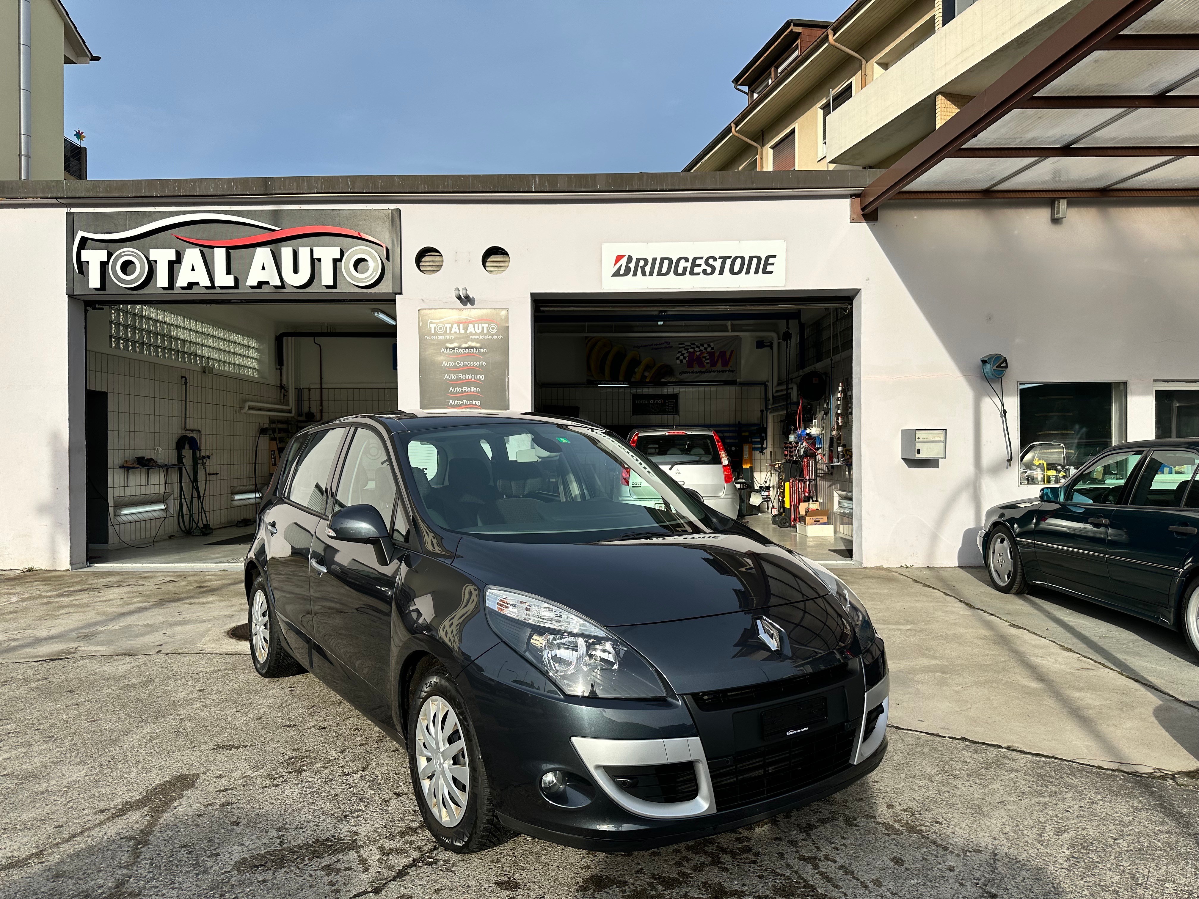 RENAULT Scénic 1.4 16V Turbo Dynamique