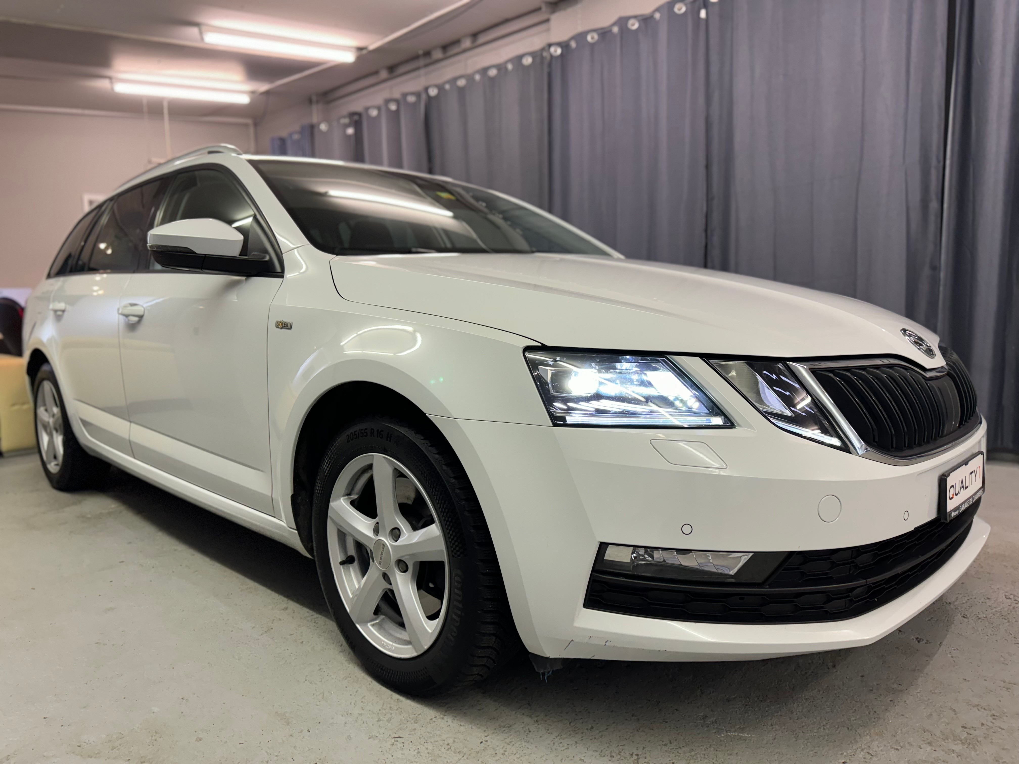 SKODA Octavia Combi 2.0 TSI Soleil 4x4 DSG