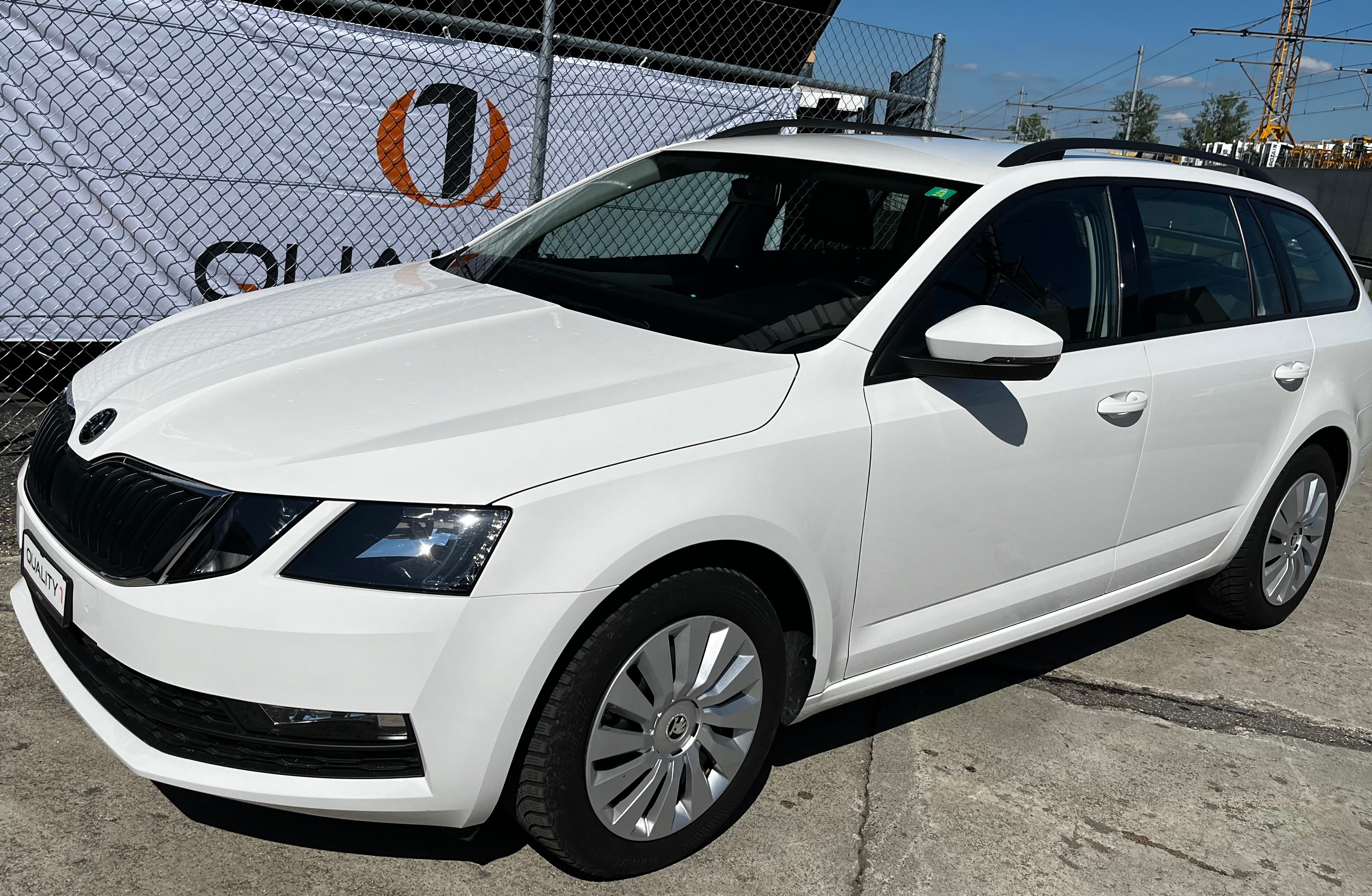 SKODA Octavia Combi 2.0 TDI Ambition DSG