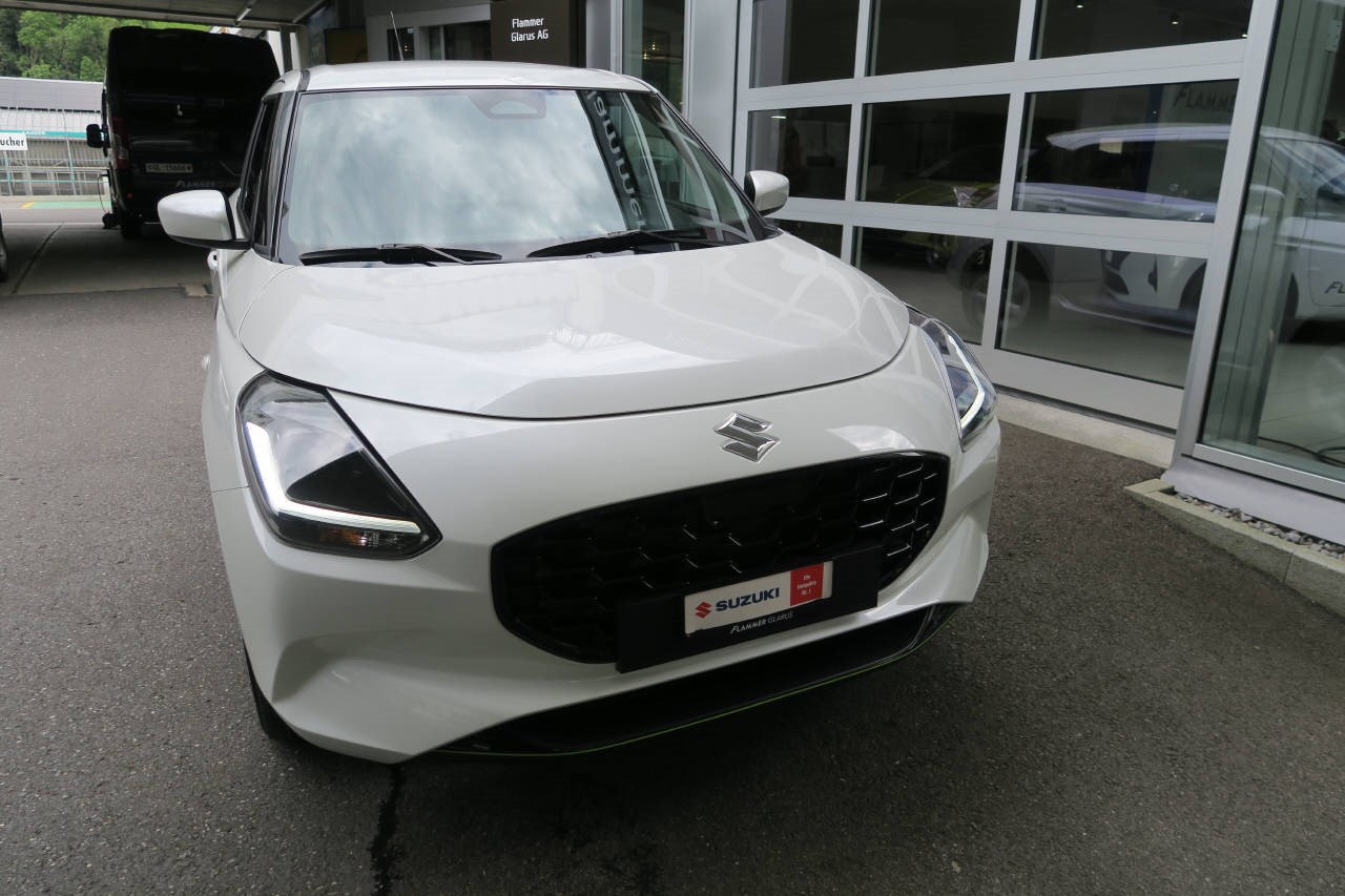 SUZUKI Swift 1.2 1st Edition Hybrid 4x4