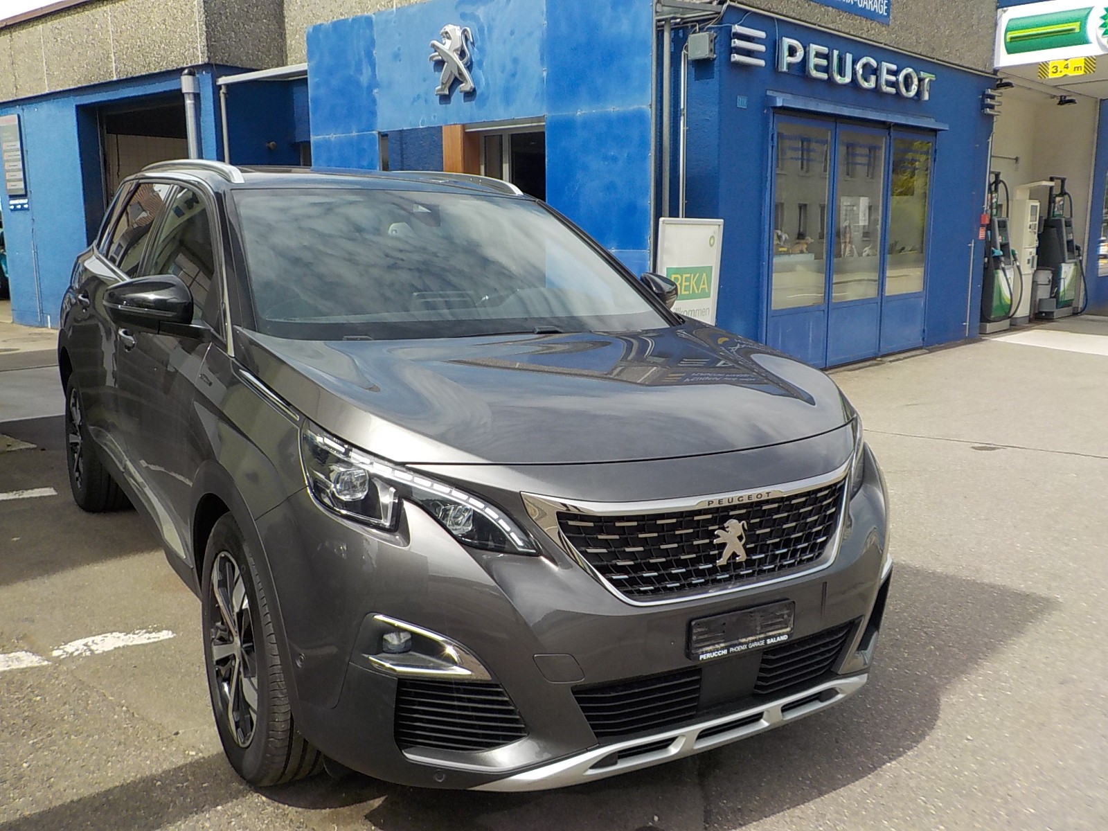 PEUGEOT 5008 1.6Pure Tech GT Line EAT8