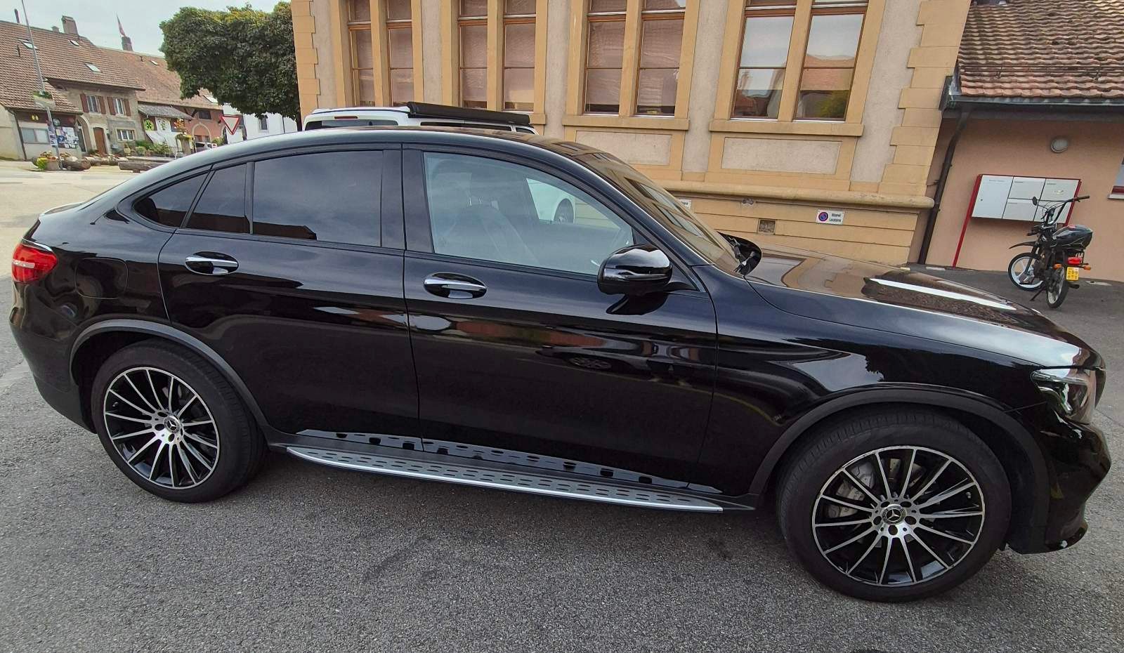 MERCEDES-BENZ GLC Coupé 250 d AMG Line 4Matic 9G-Tronic