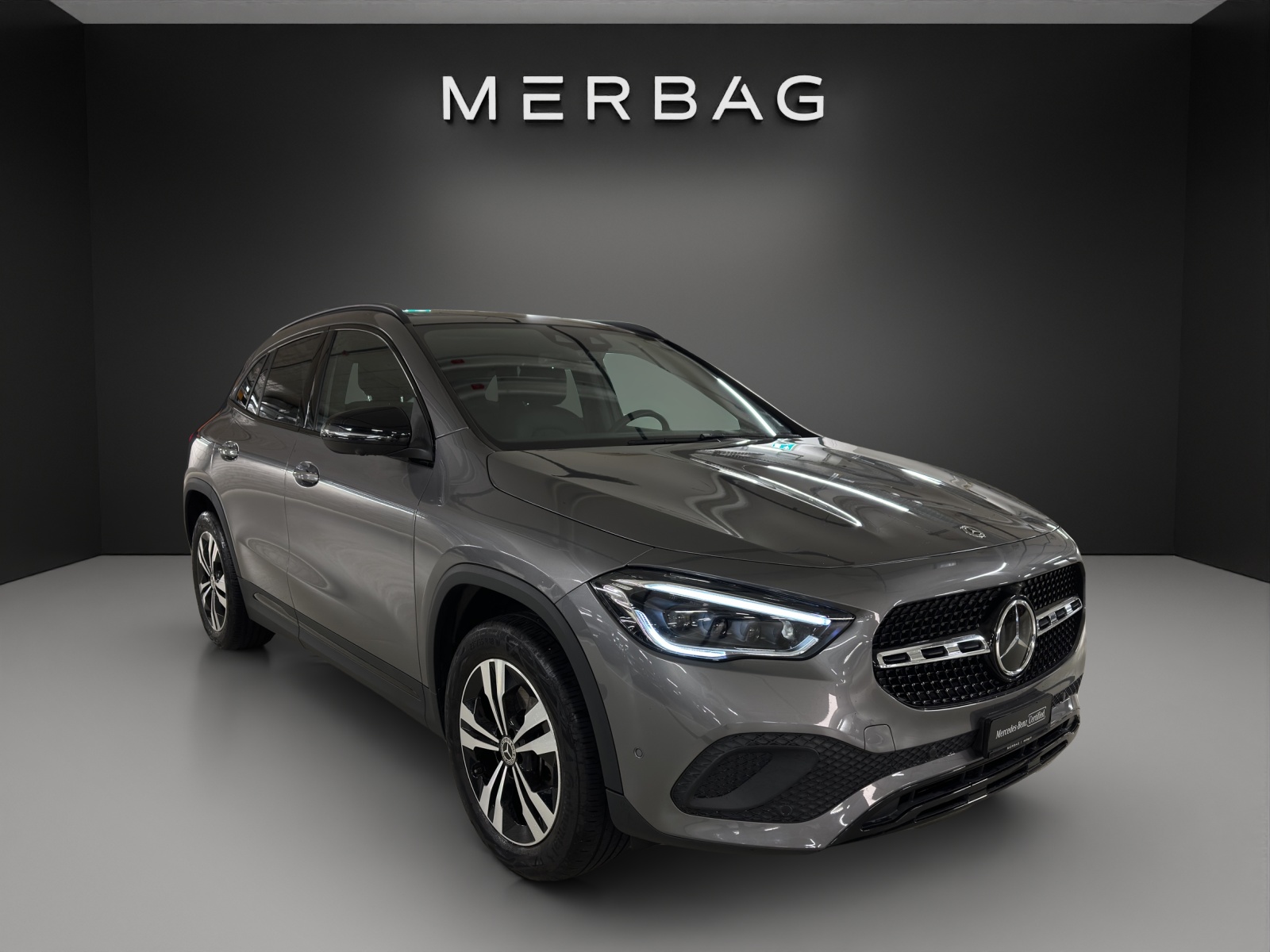 MERCEDES-BENZ GLA 250 4Matic Progressive 8G-DCT