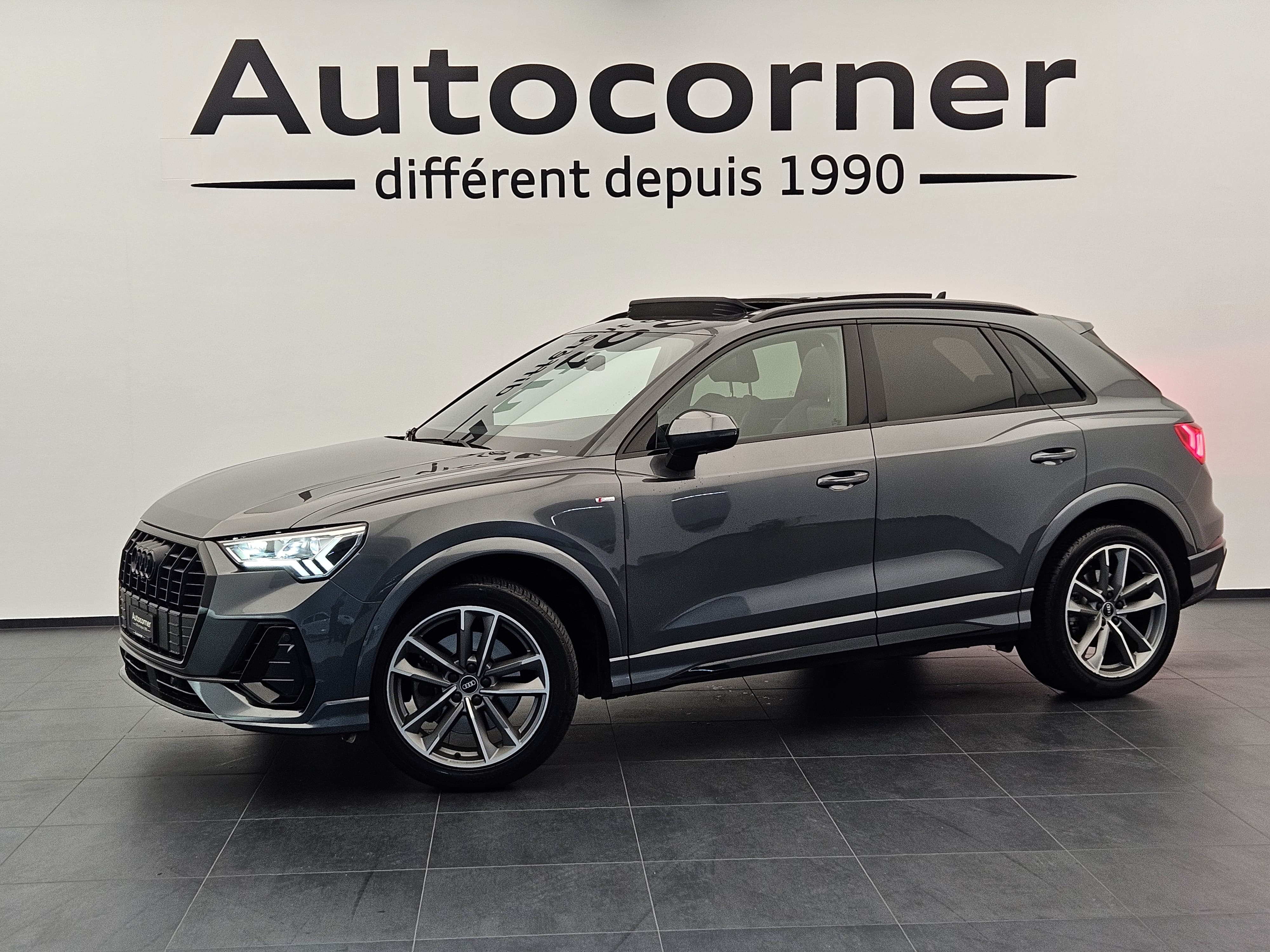 AUDI Q3 40 TFSI S line quattro S-tronic