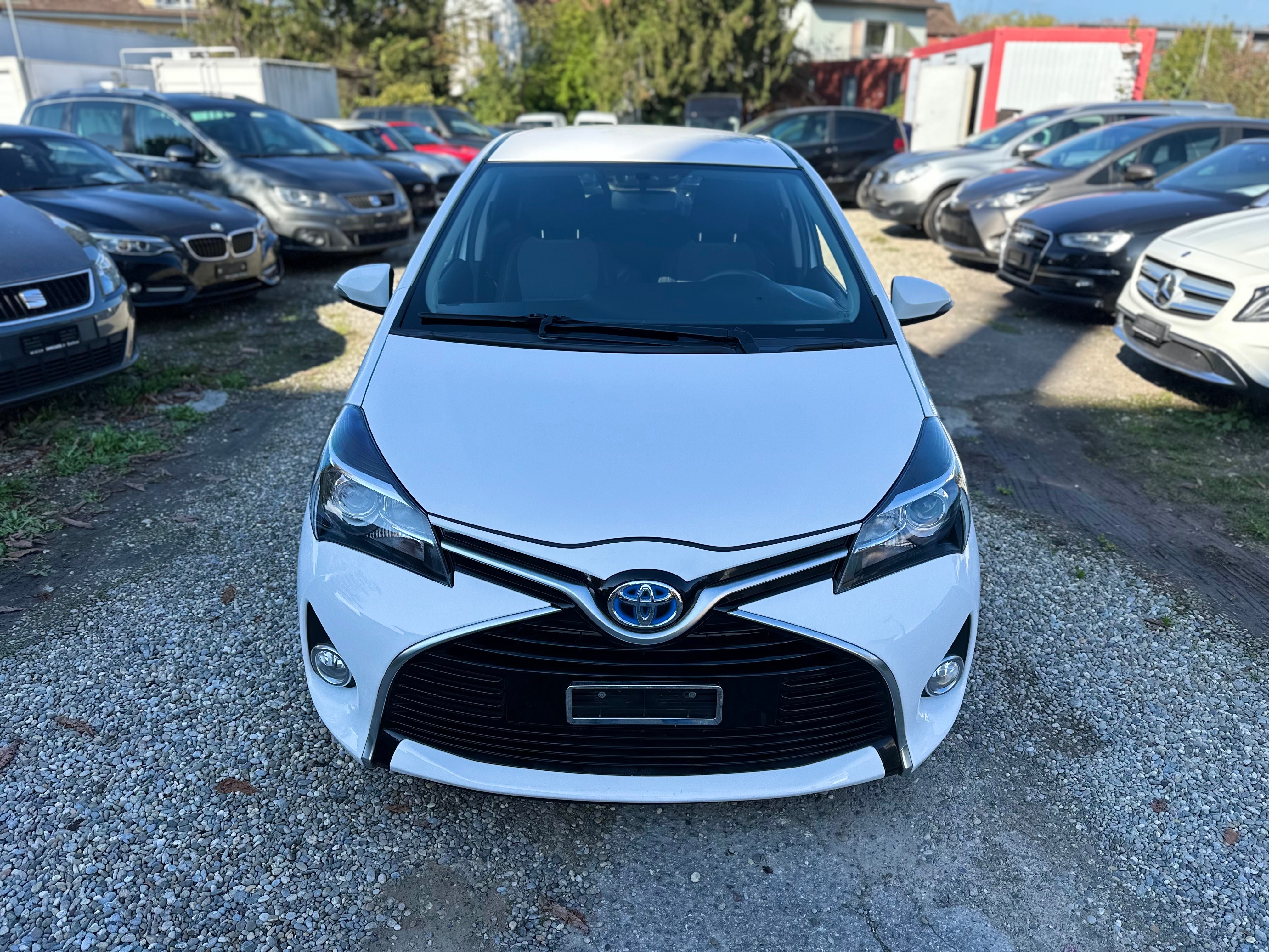 TOYOTA Yaris 1.5 VVT-i Hybrid Luna e-CVT