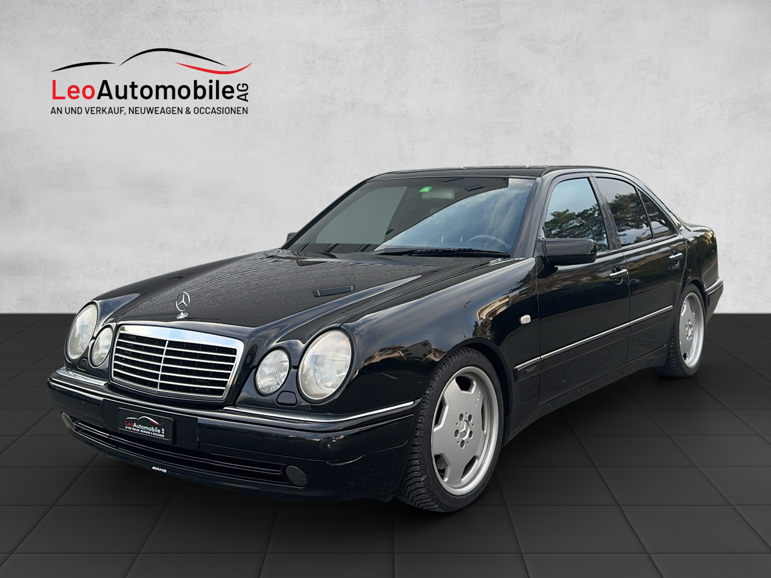 MERCEDES-BENZ E 55 AMG Avantgarde Automatic