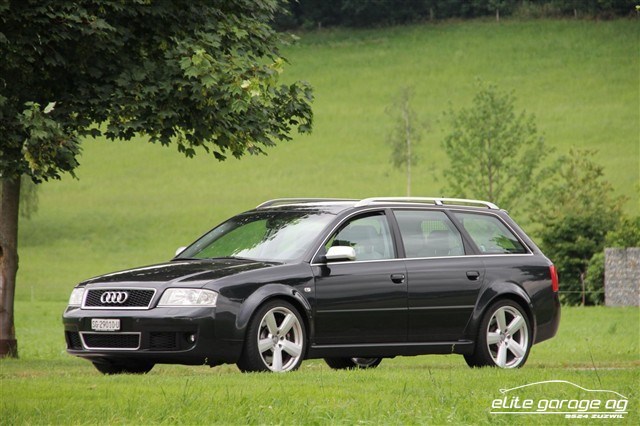 AUDI RS6 Avant quattro