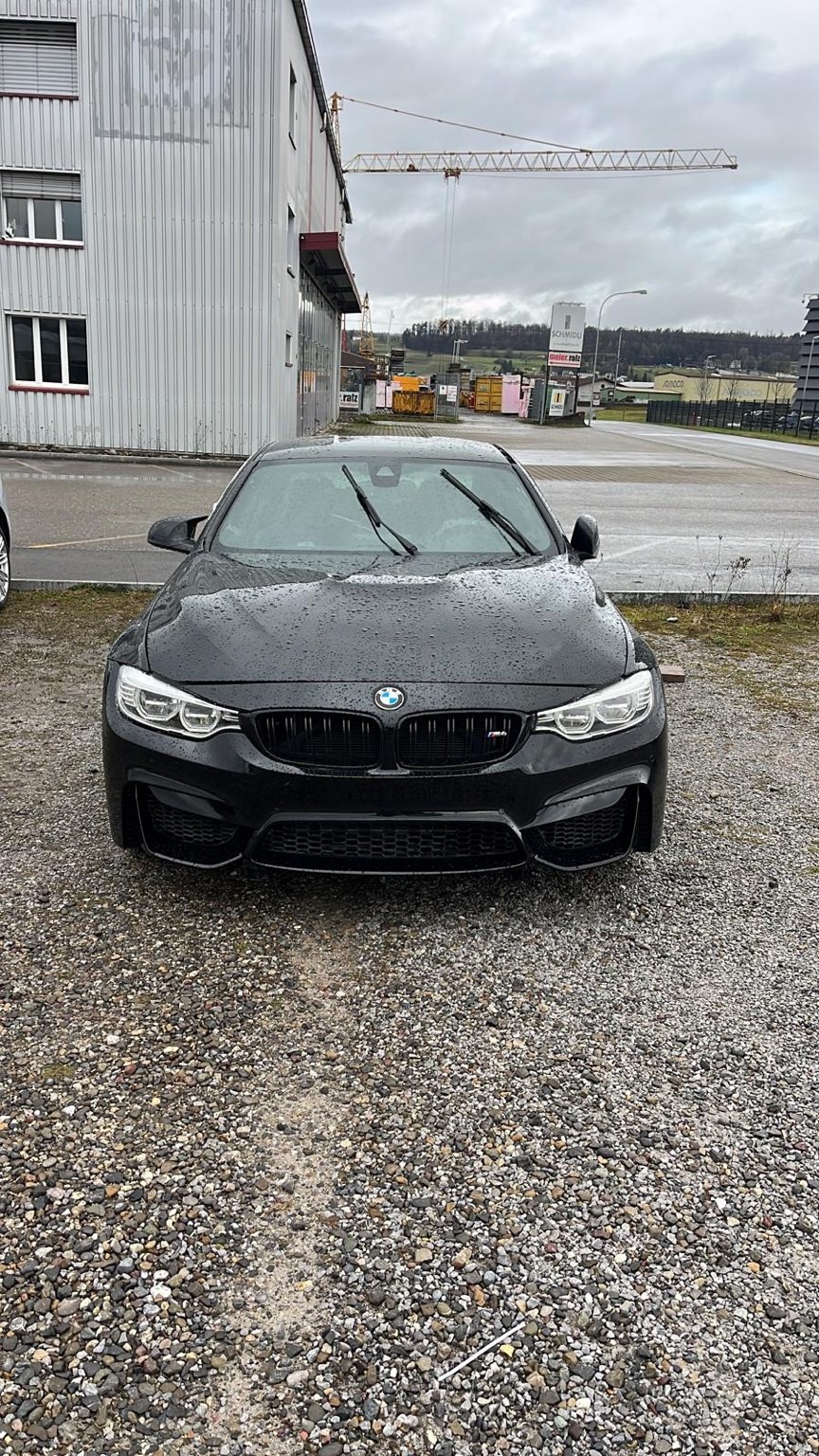 BMW M4 Coupé DKG