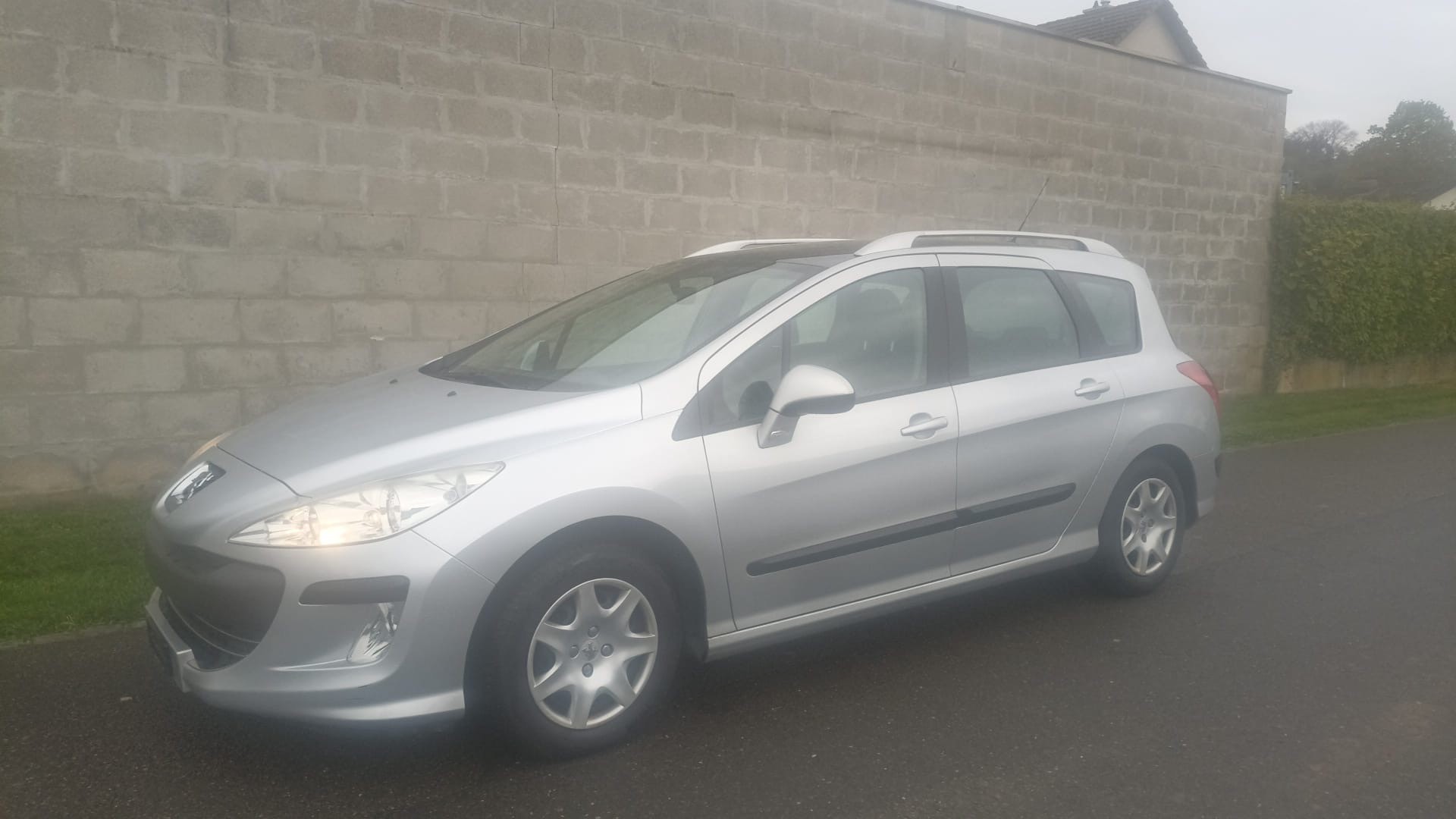 PEUGEOT 308 1.6 16V T GT 175