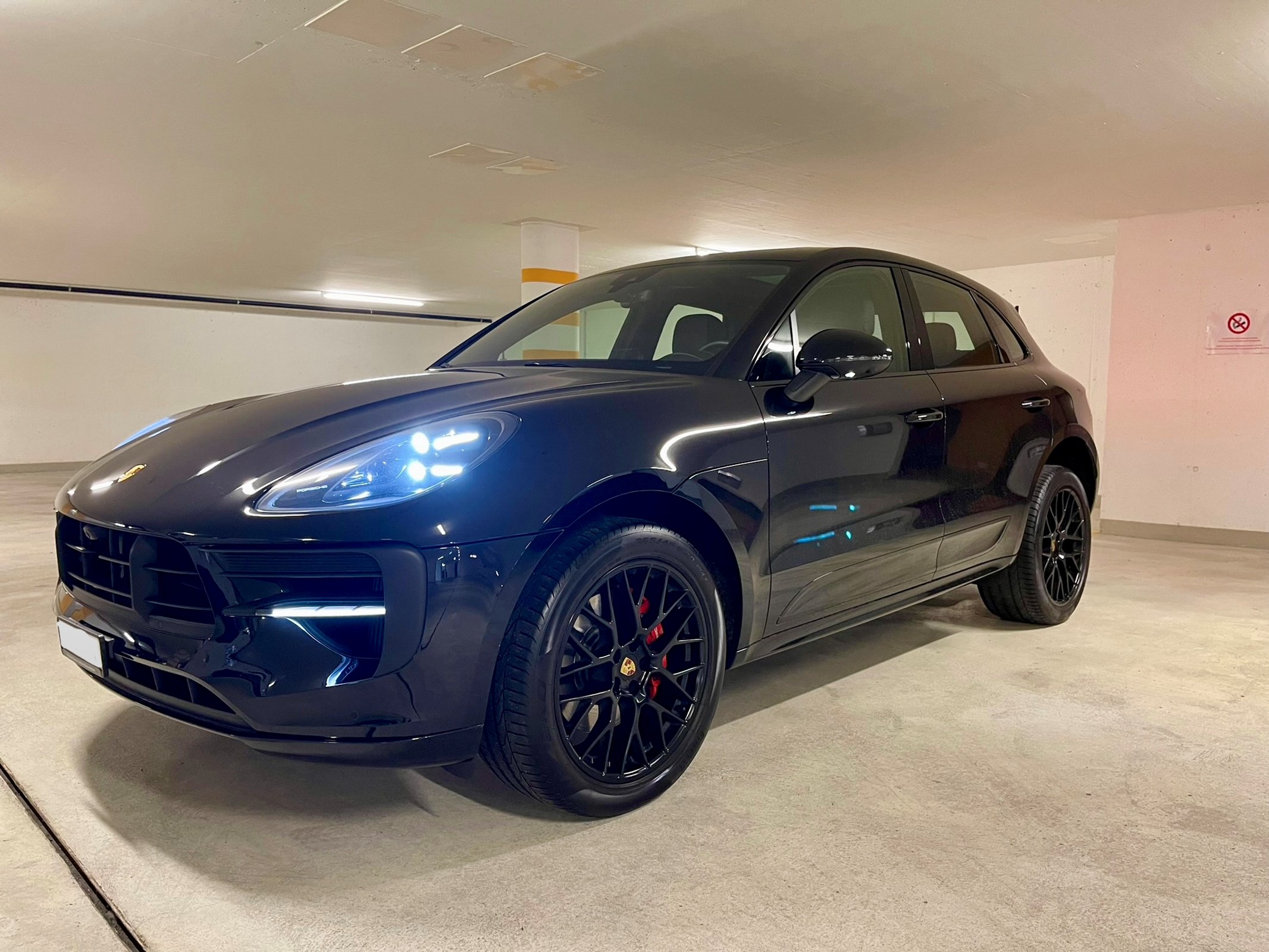 PORSCHE Macan GTS PDK