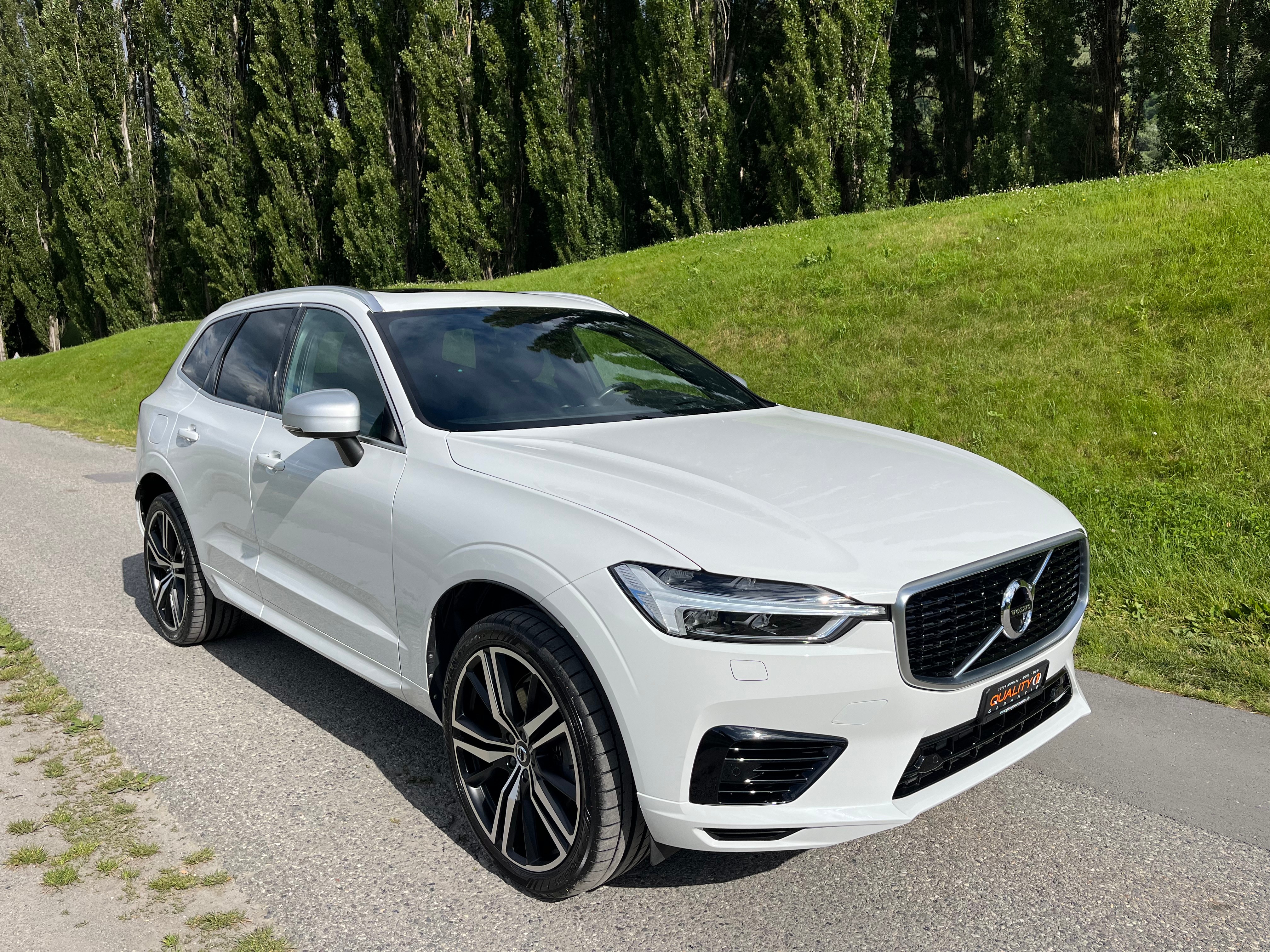 VOLVO XC60 T8 eAWD R-Design Geartronic