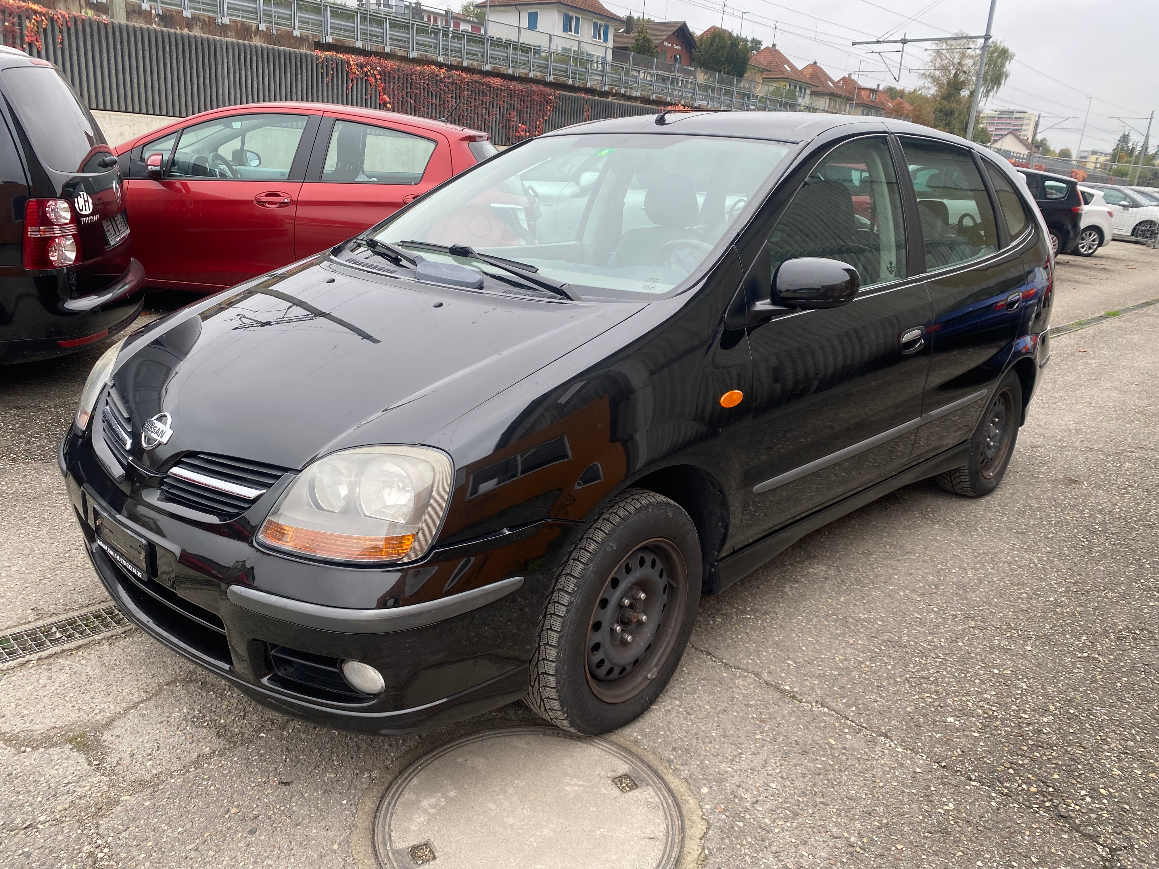 NISSAN Almera Tino 2.0 16V Ambience