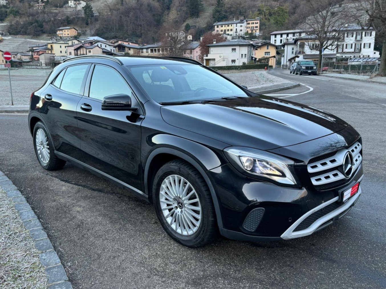 MERCEDES-BENZ GLA 200 d 4Matic 7G-DCT