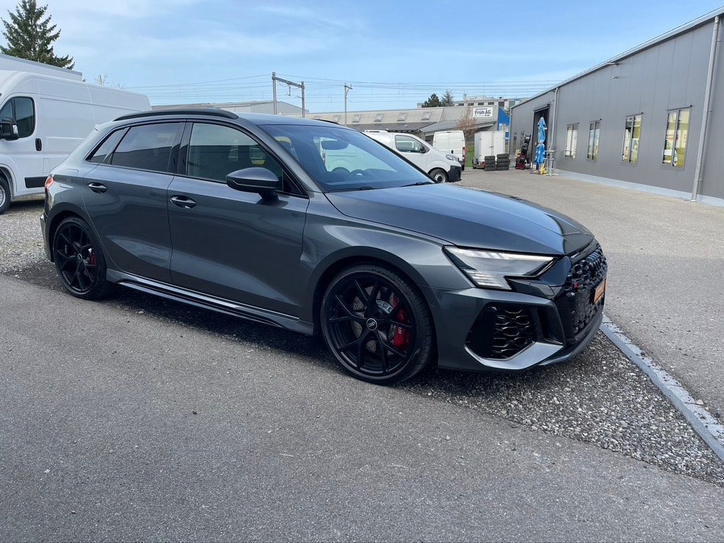 AUDI RS3 Sportback 2.5 TSI qu*5-Jahre Werksgarantie*