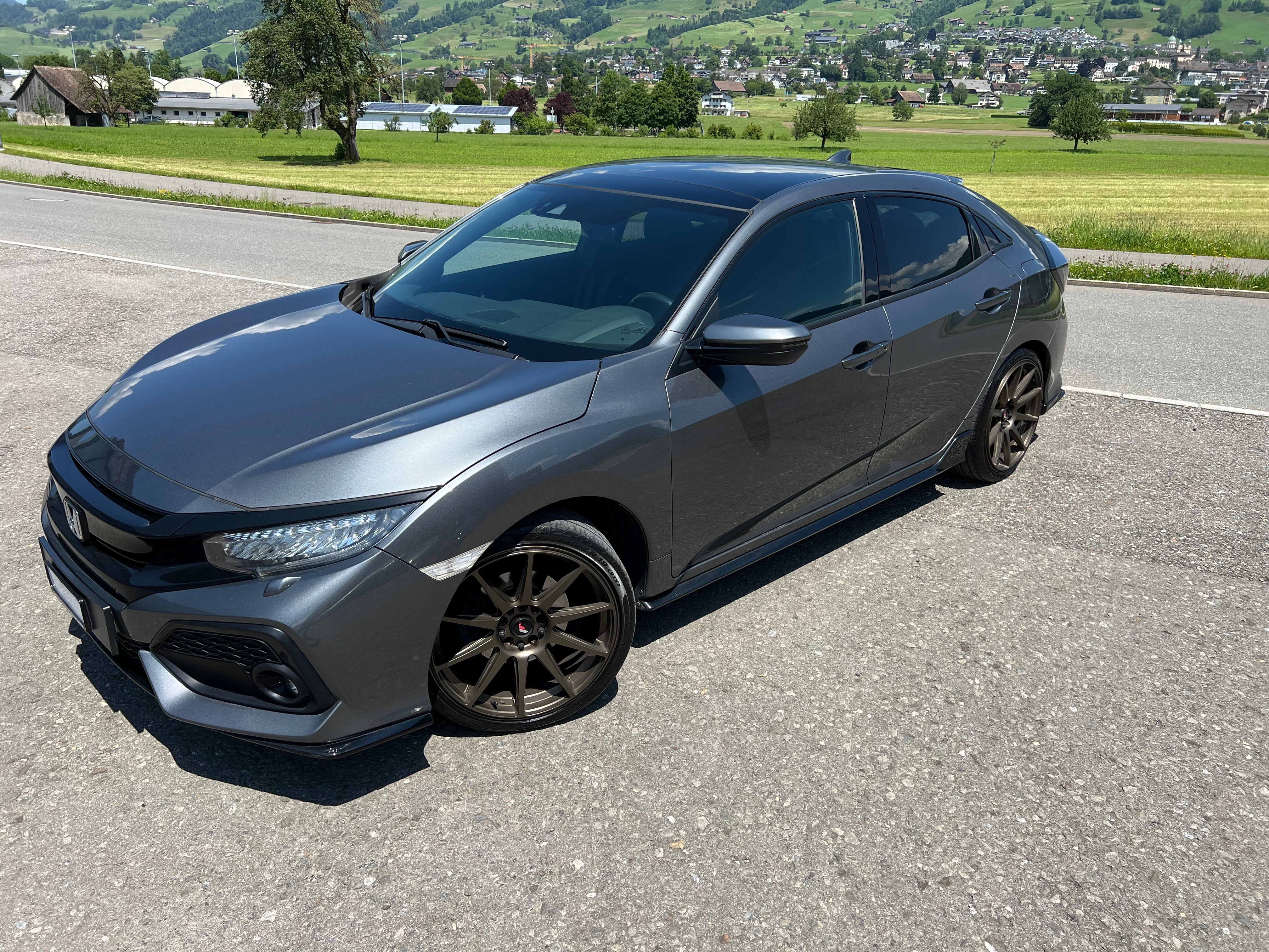 HONDA Civic 1.5 VTEC Sport Plus PS 184 Navigation / Rückfahrkamera / Alufelgen 19 Zoll