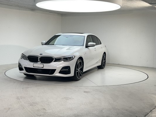 BMW 330e M Sport