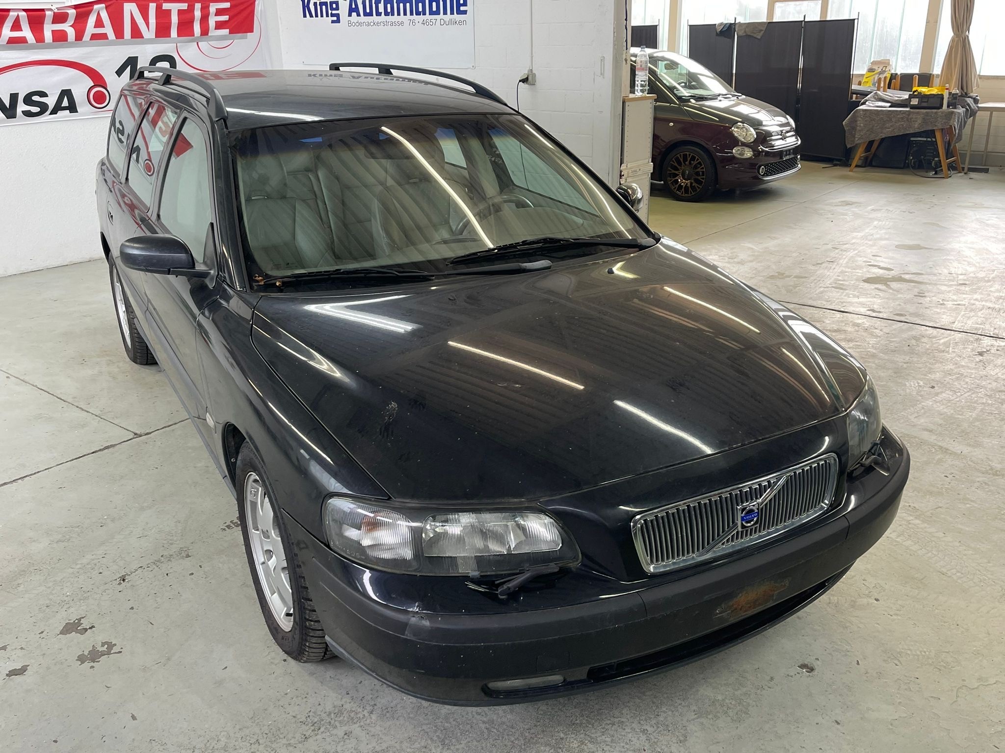 VOLVO V70 T5