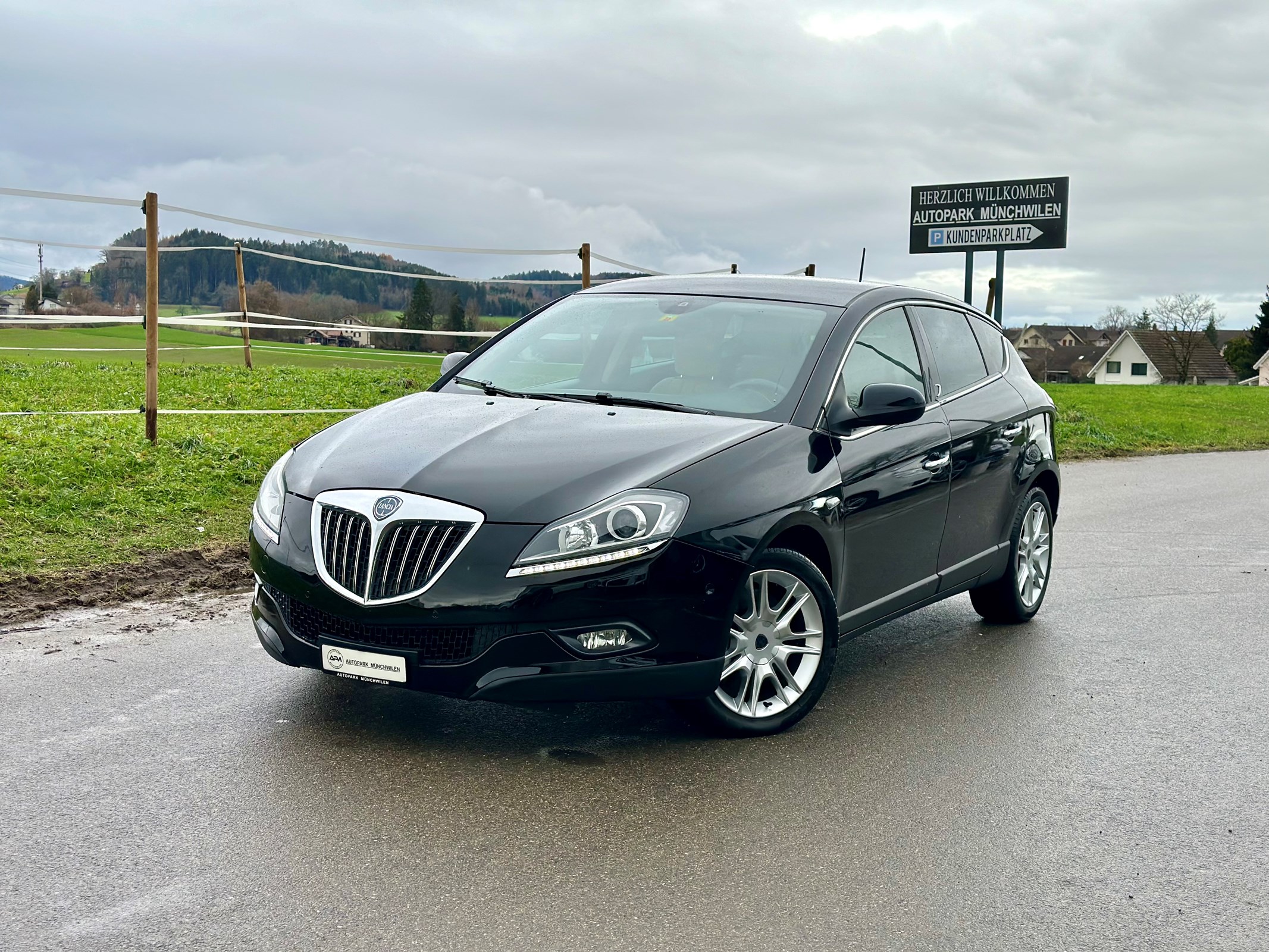 LANCIA Delta 1.8 Turbo-Jet Executive Sportronic