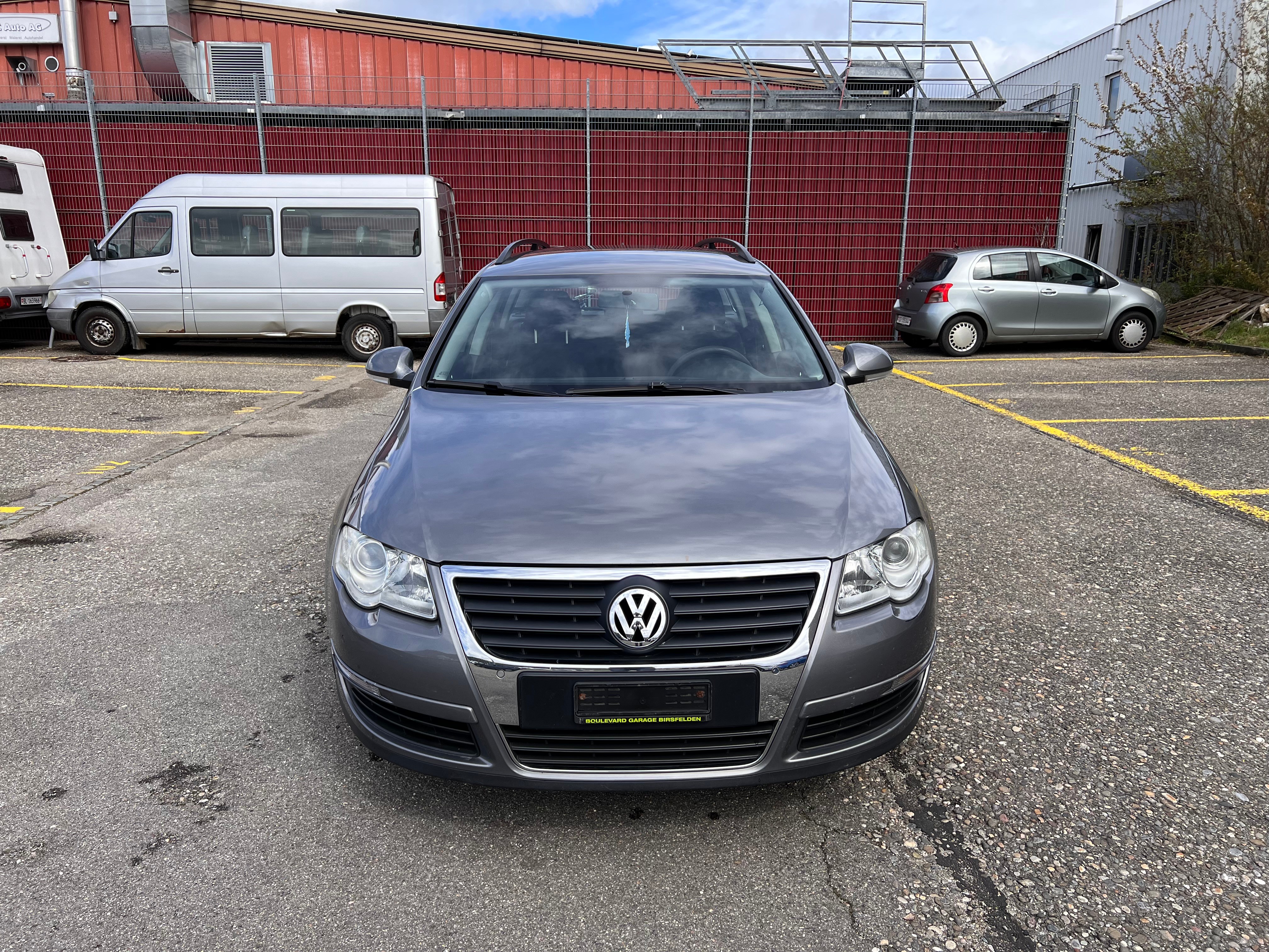 VW Passat Variant 1.8 TSI Trendline Tiptronic