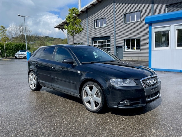 AUDI A3 Sportback 3.2 V6 Ambition quattro DSG