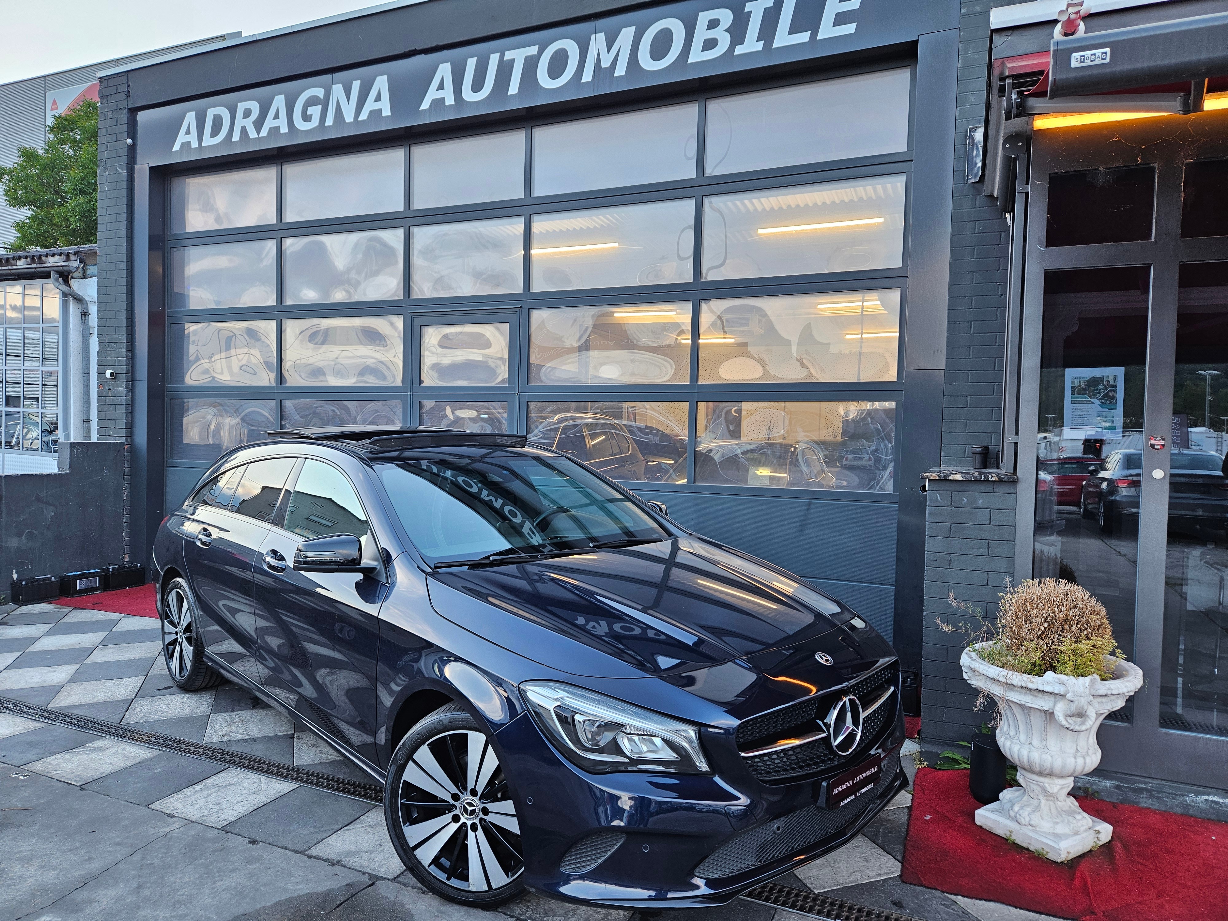 MERCEDES-BENZ CLA Shooting Brake 200 Night Star 7G-DCT