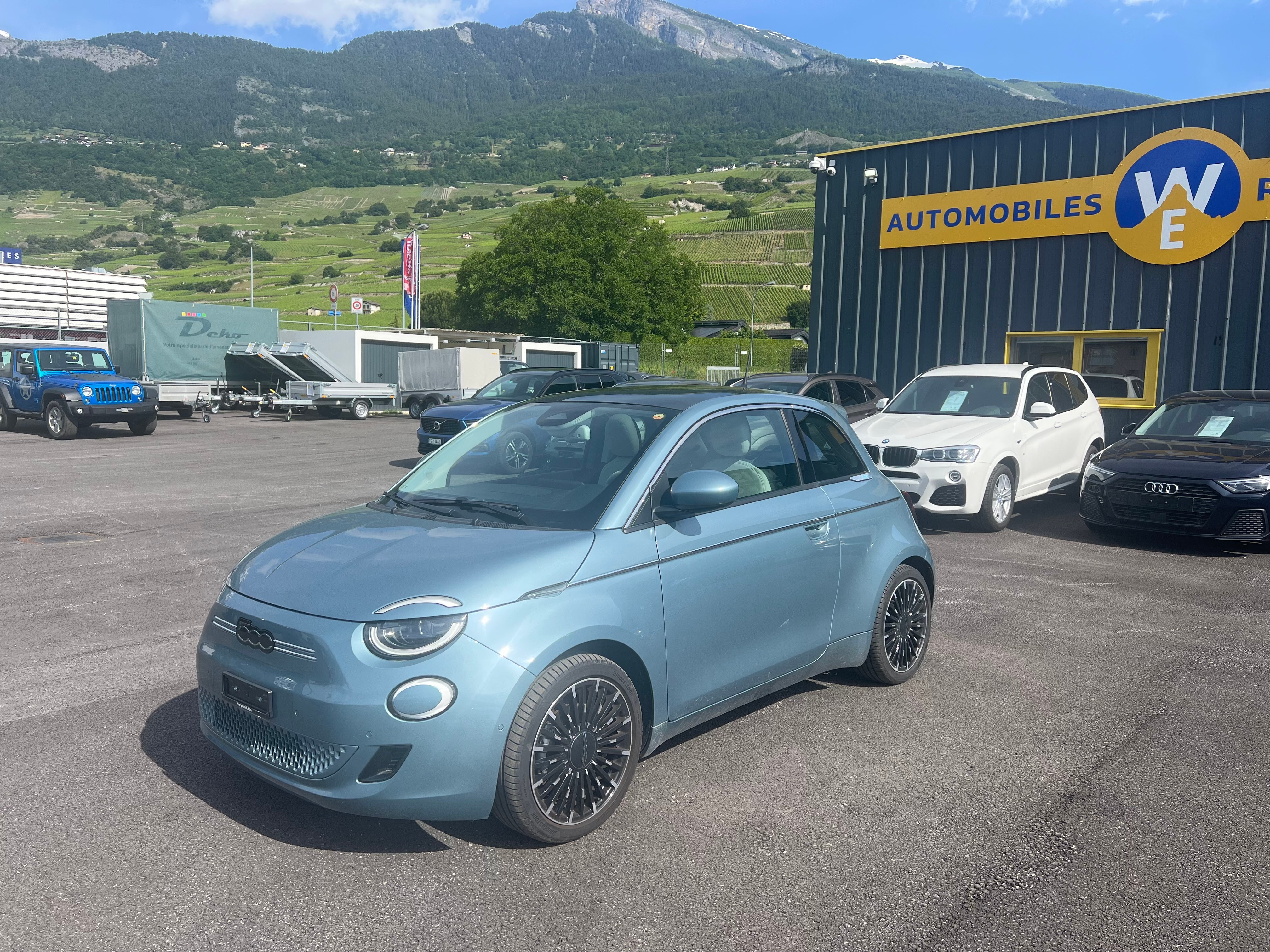 FIAT 500 3+1 electric 87 kW La Prima