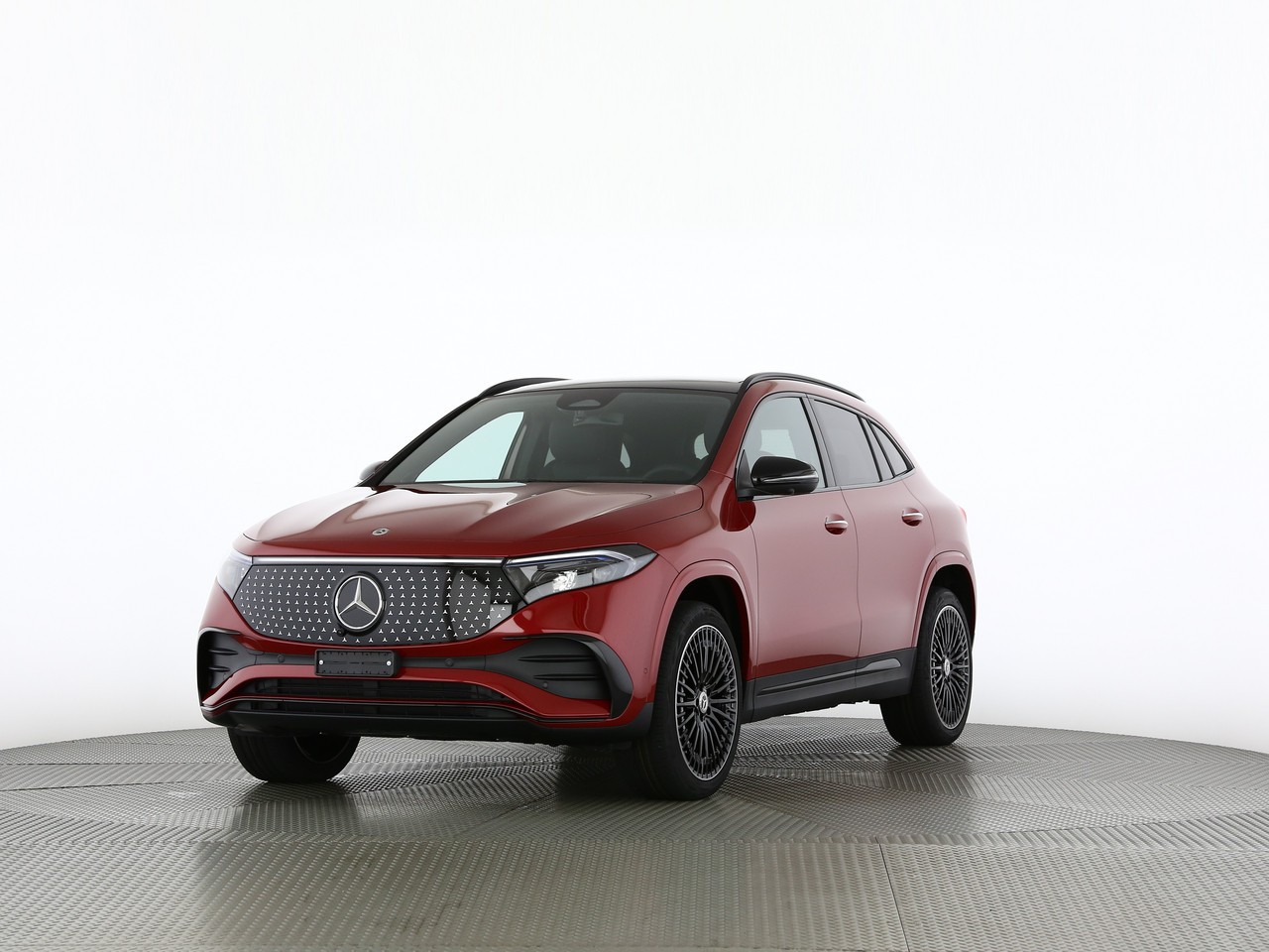 MERCEDES-BENZ EQA 300 AMG Line 4Matic