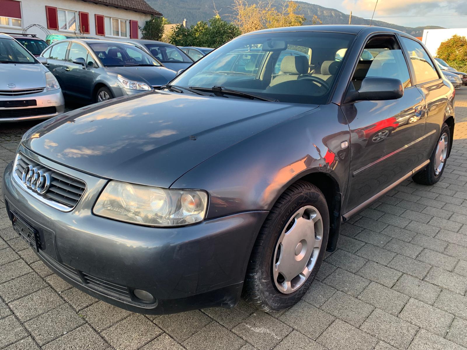 AUDI A3 1.6 Attraction