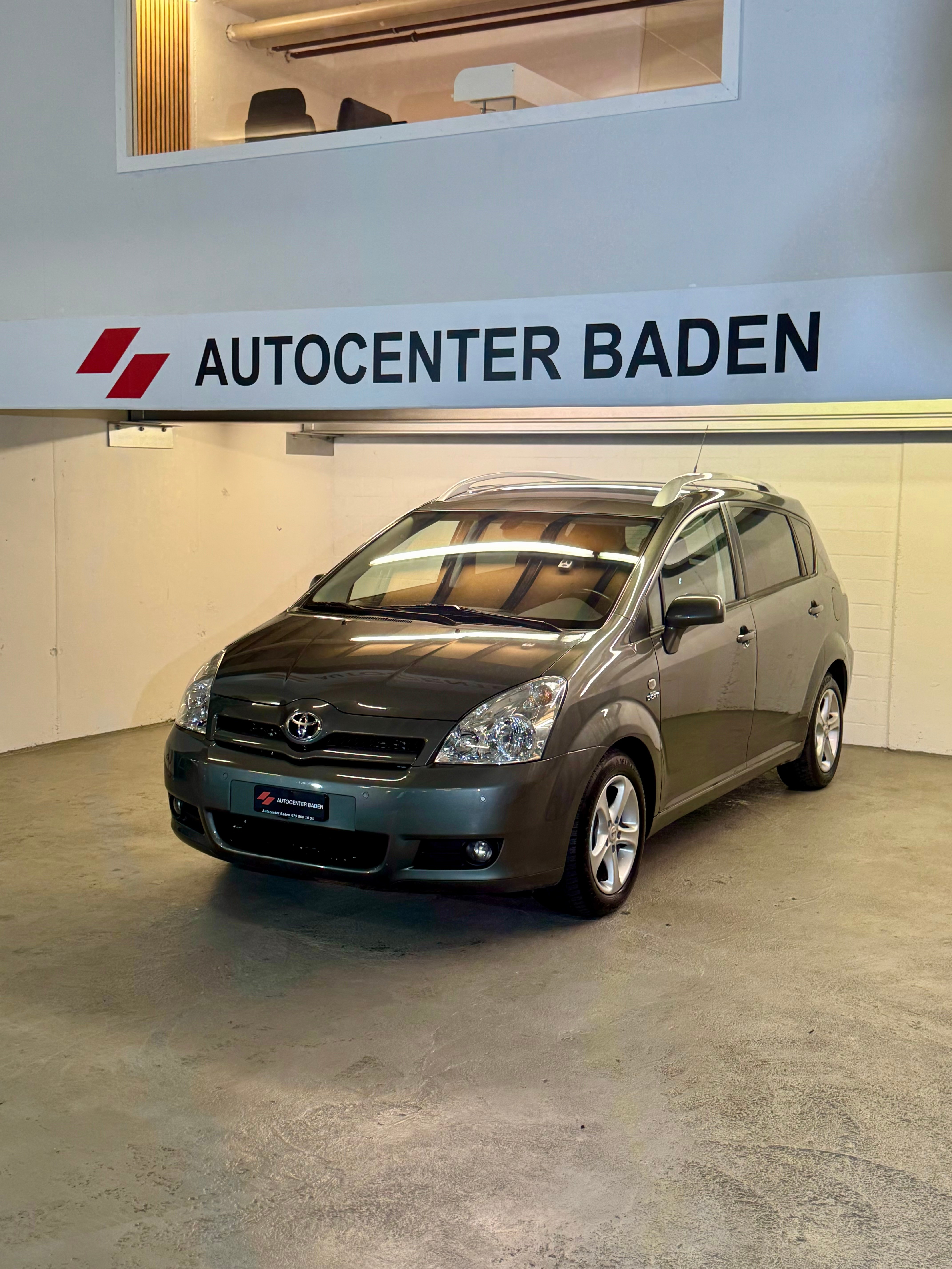 TOYOTA Corolla Verso 2.2 D-4D CleanP. Linea Sol Prem. Dyn. 7 PLATZ+AHK