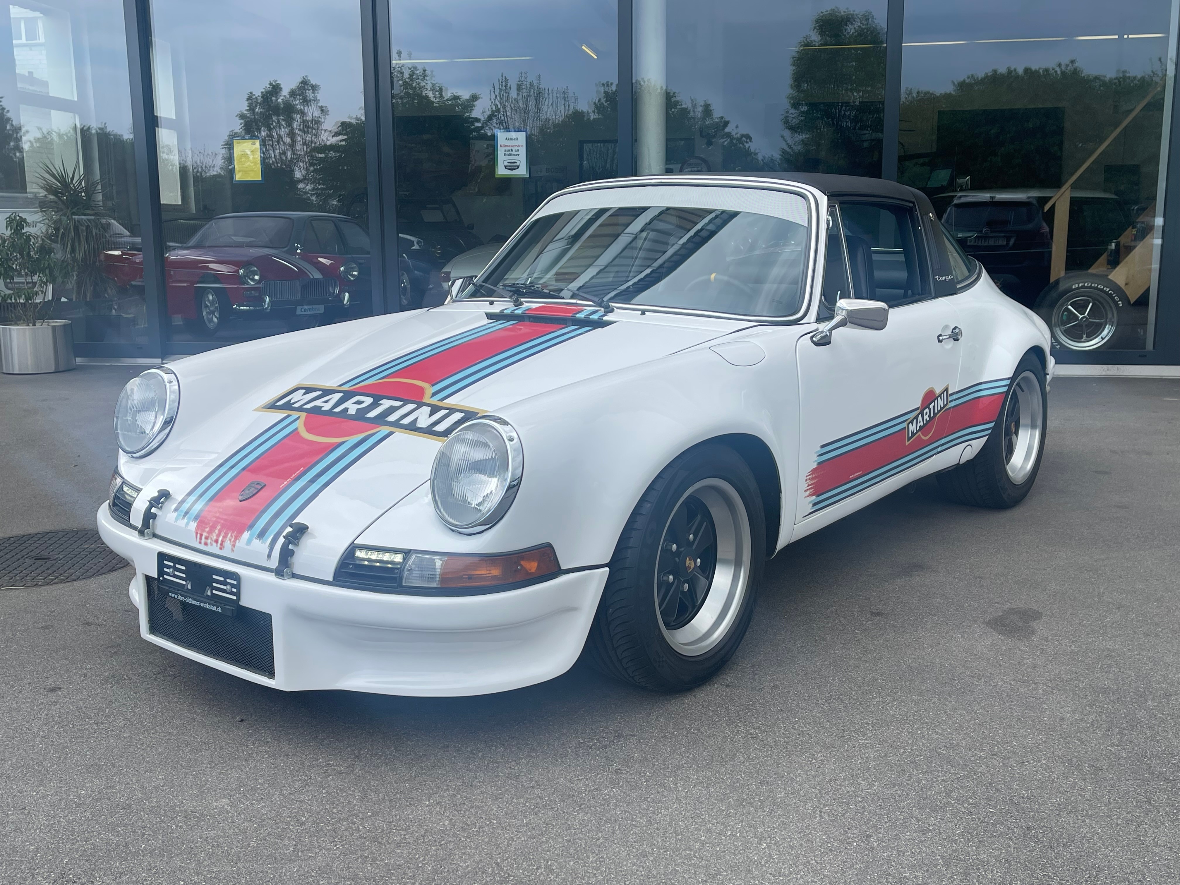 PORSCHE 911 Targa