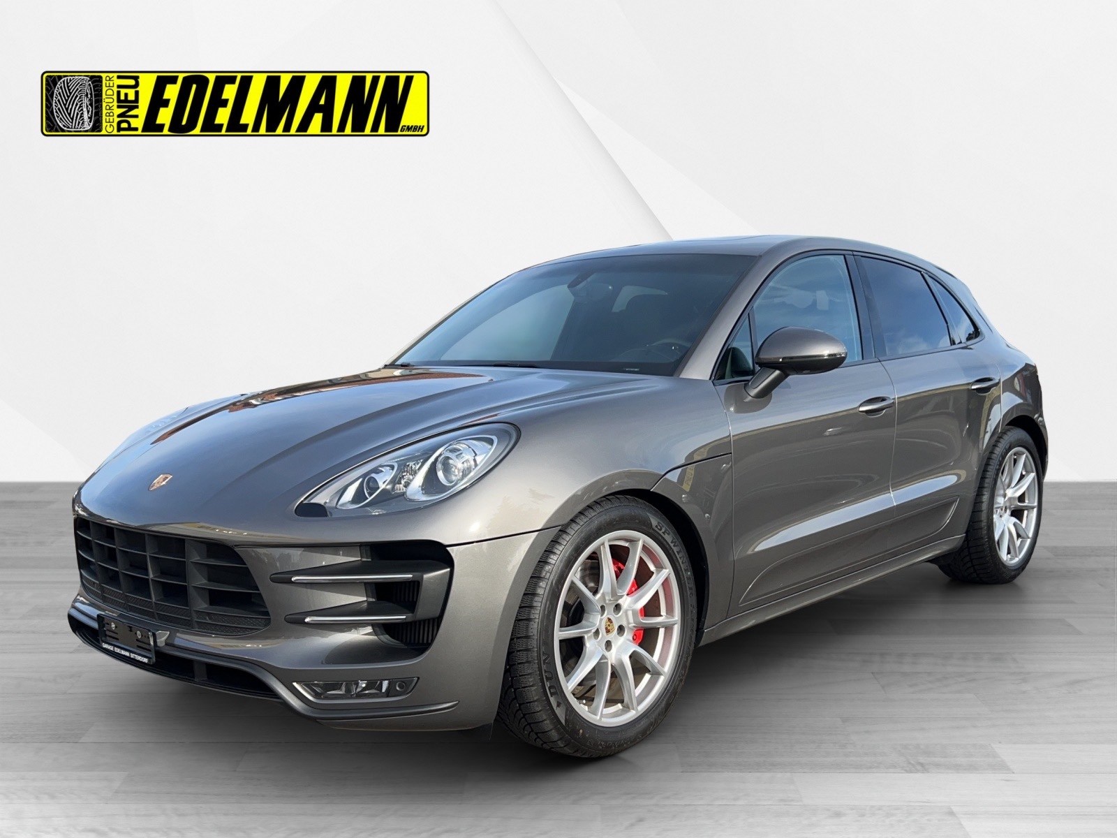 PORSCHE Macan Turbo PDK