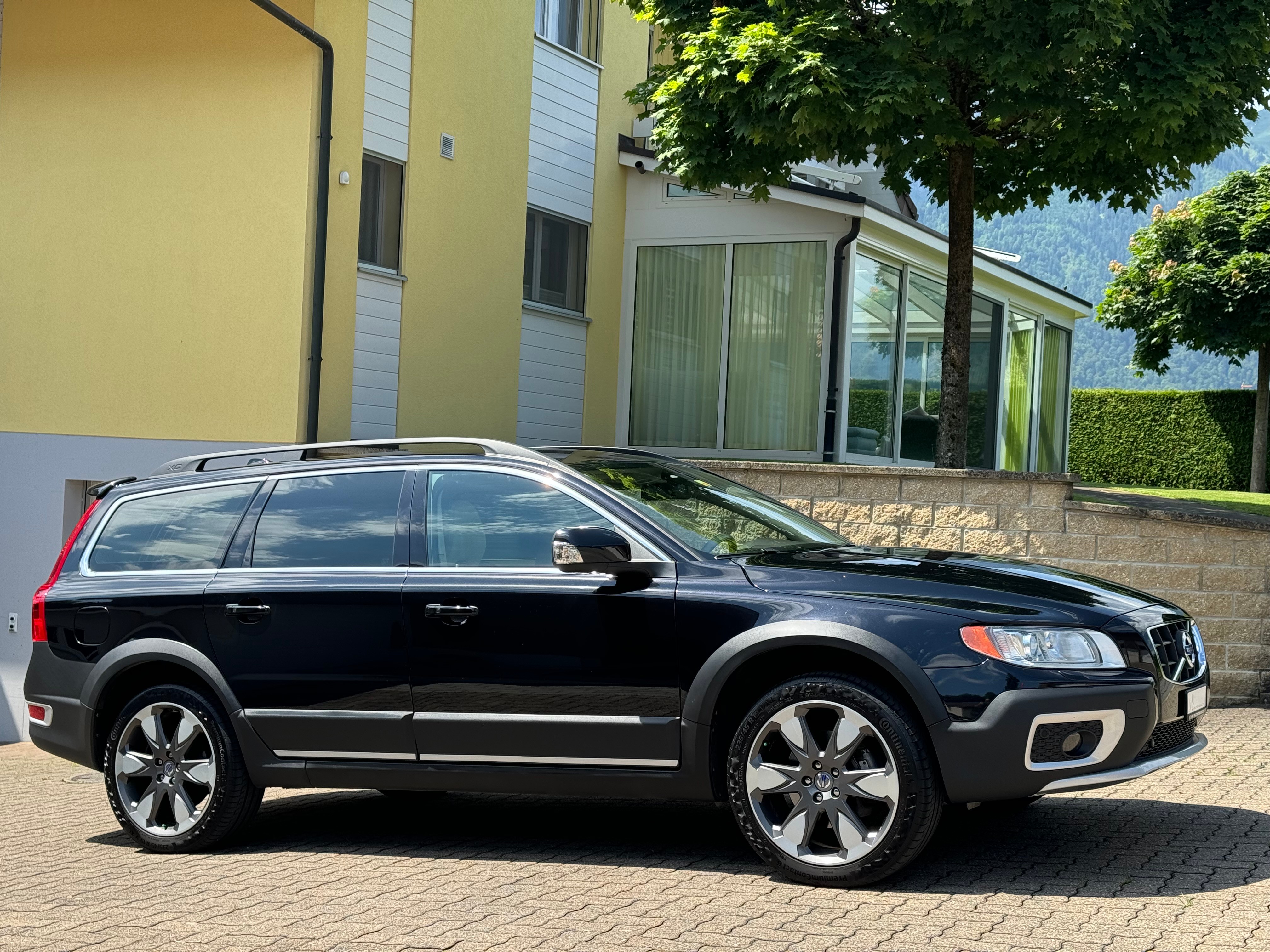 VOLVO XC70 D5 AWD Summum Geartronic