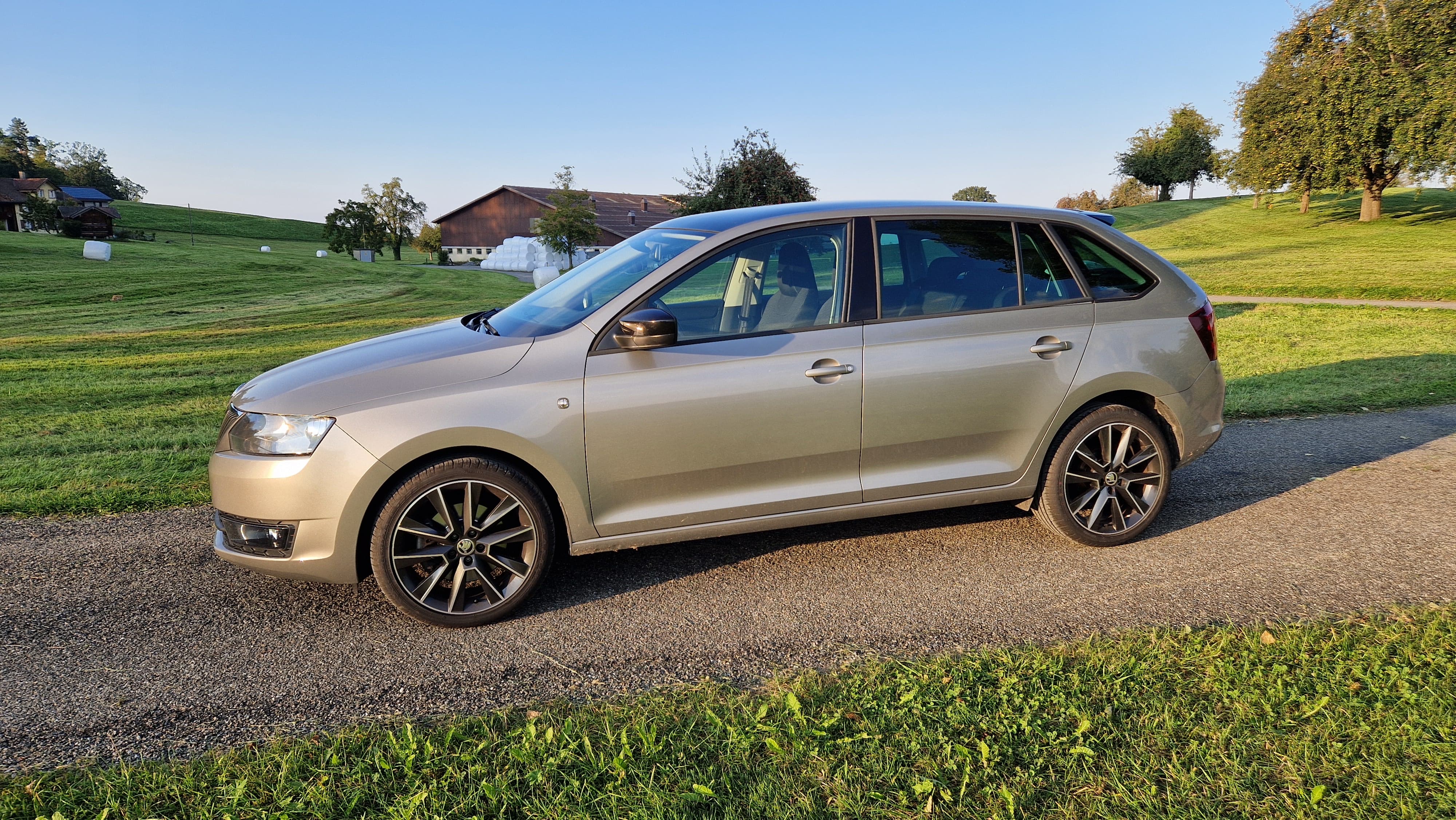 SKODA Rapid Spaceback 1.2 TSI Monte Carlo