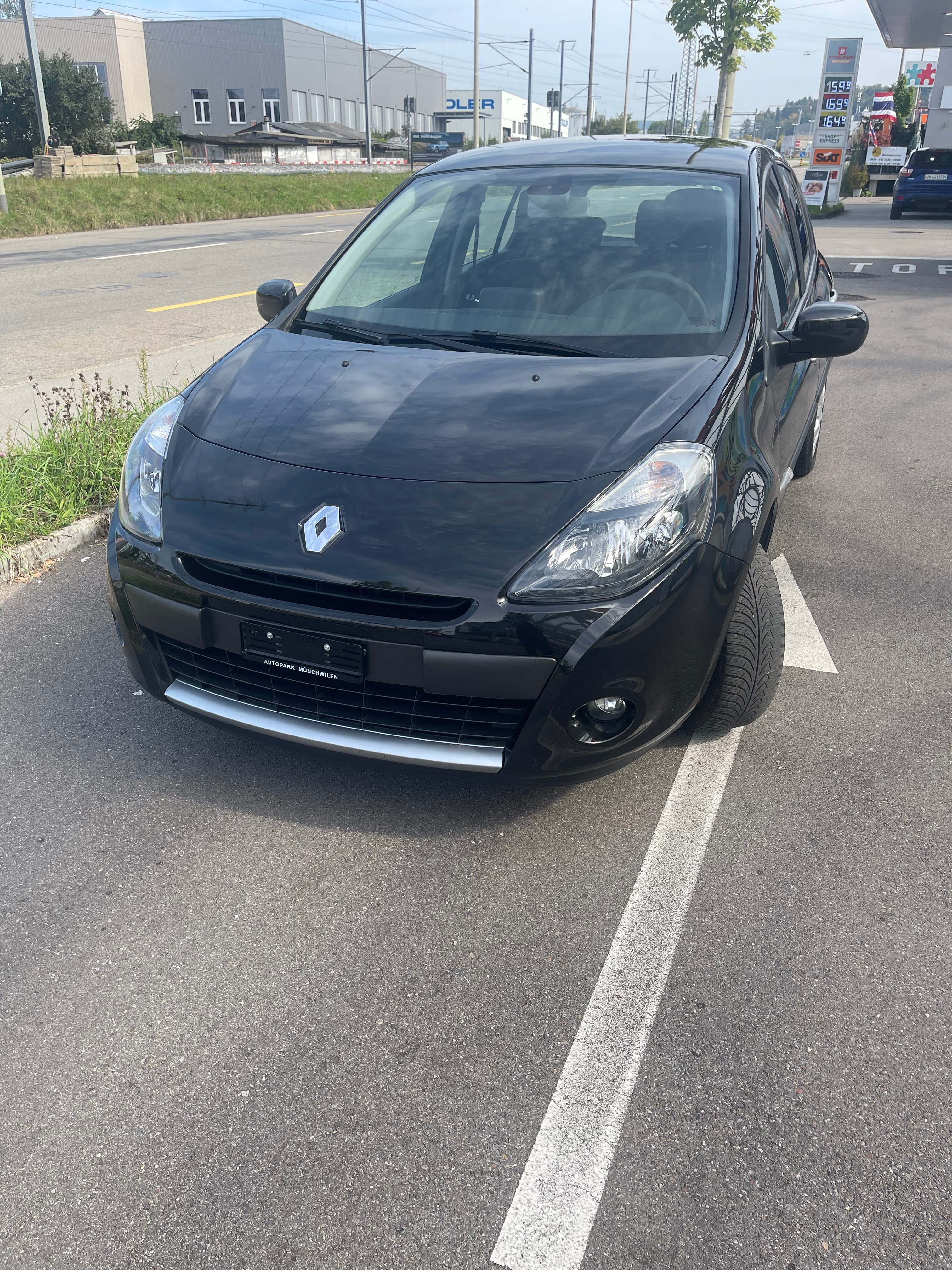 RENAULT Clio 1.6 16V Dynamique Automatic