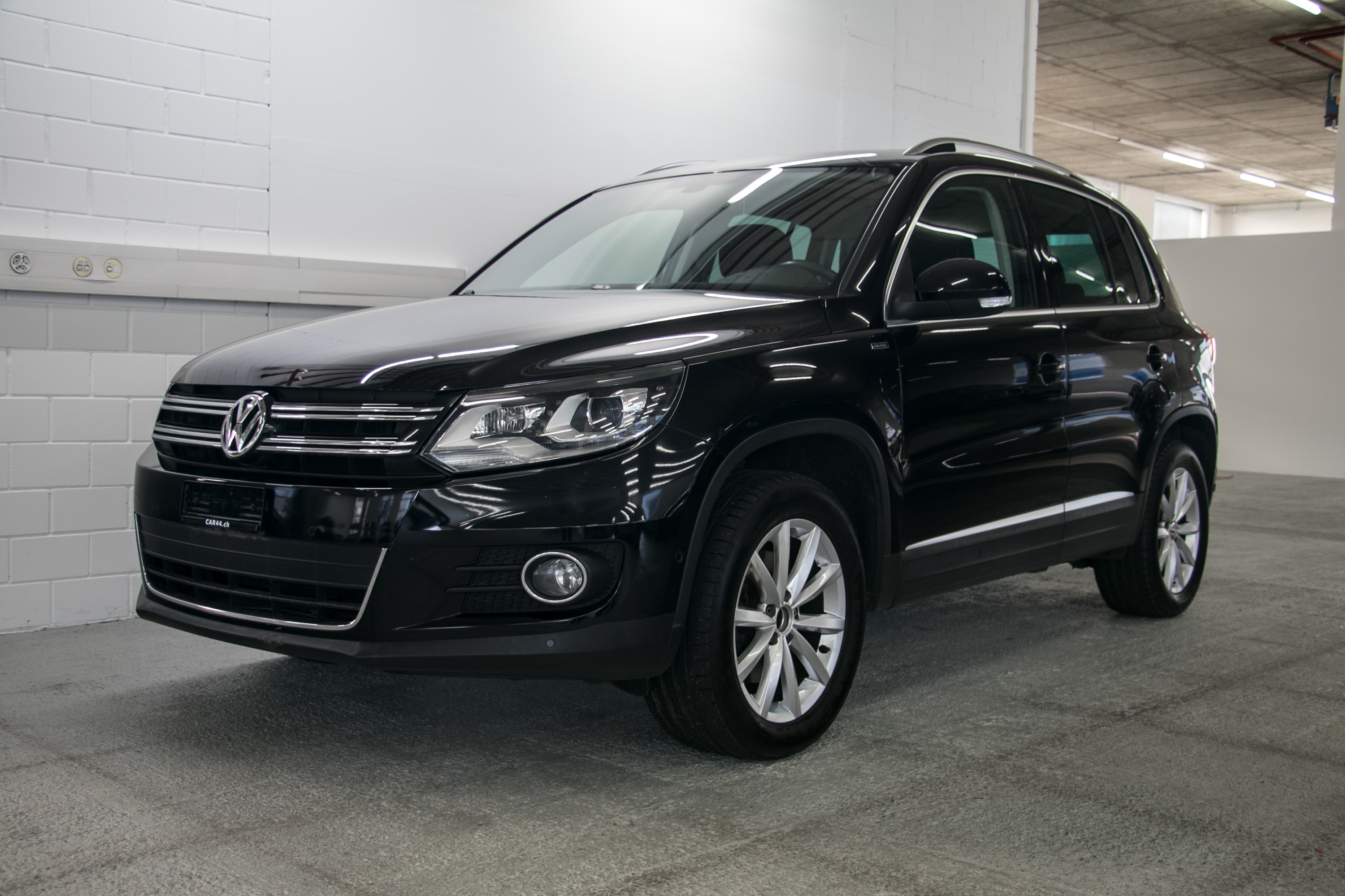 VW Tiguan 1.4 TSI Lounge 4Motion