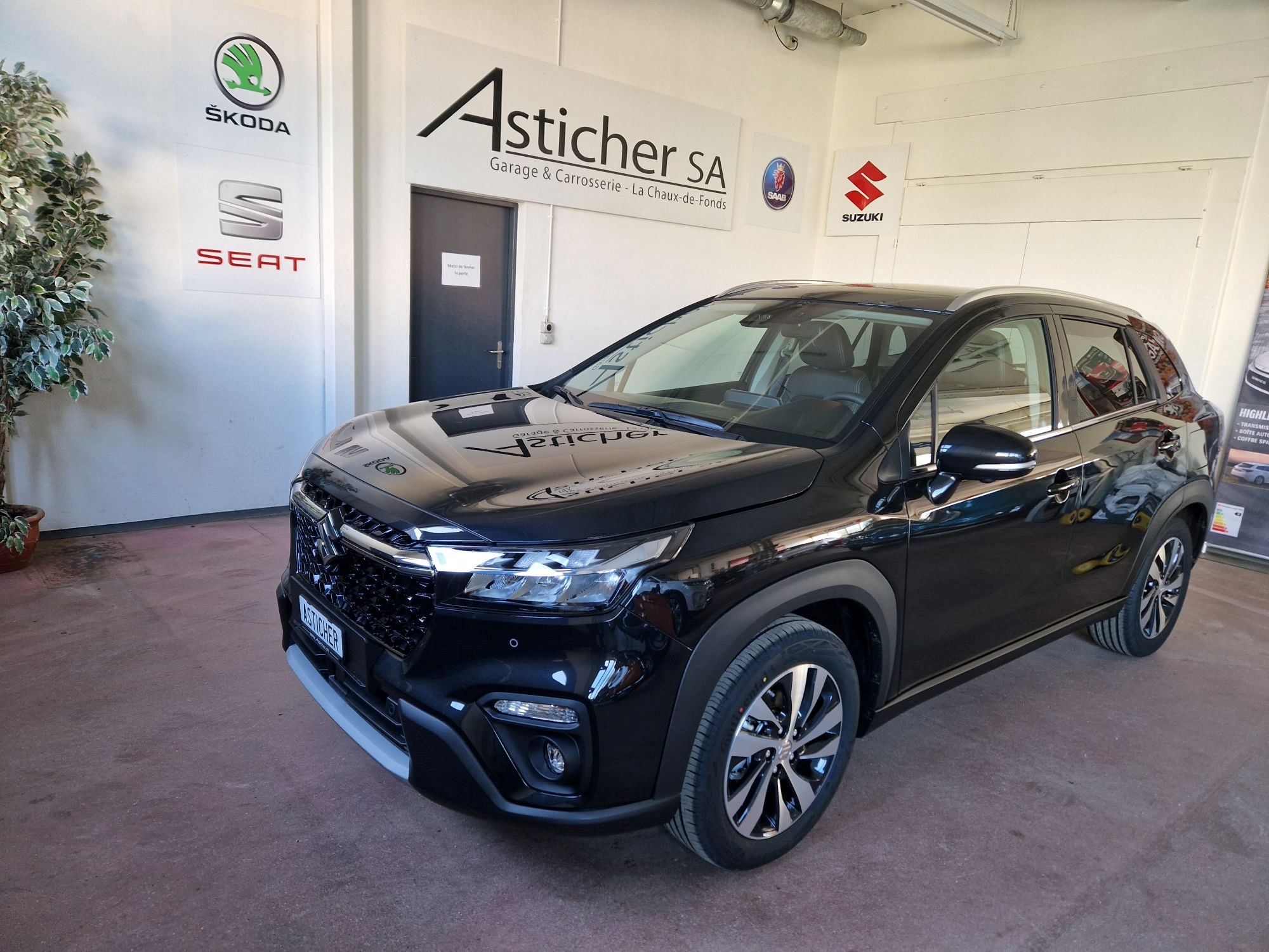 SUZUKI S-Cross 1.5 Compact Top Hybrid