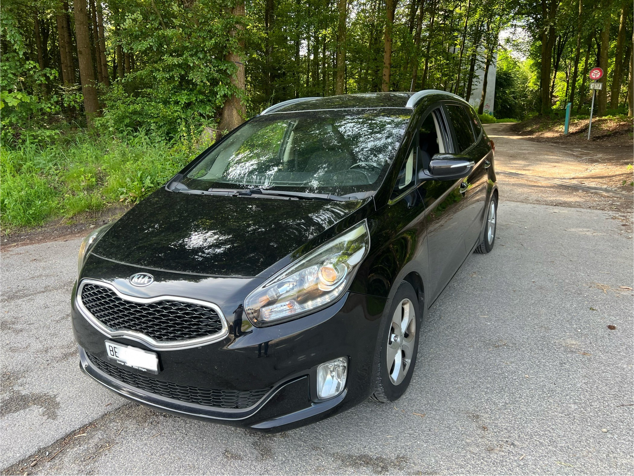 KIA Carens 1.7 CRDi Trend DCT