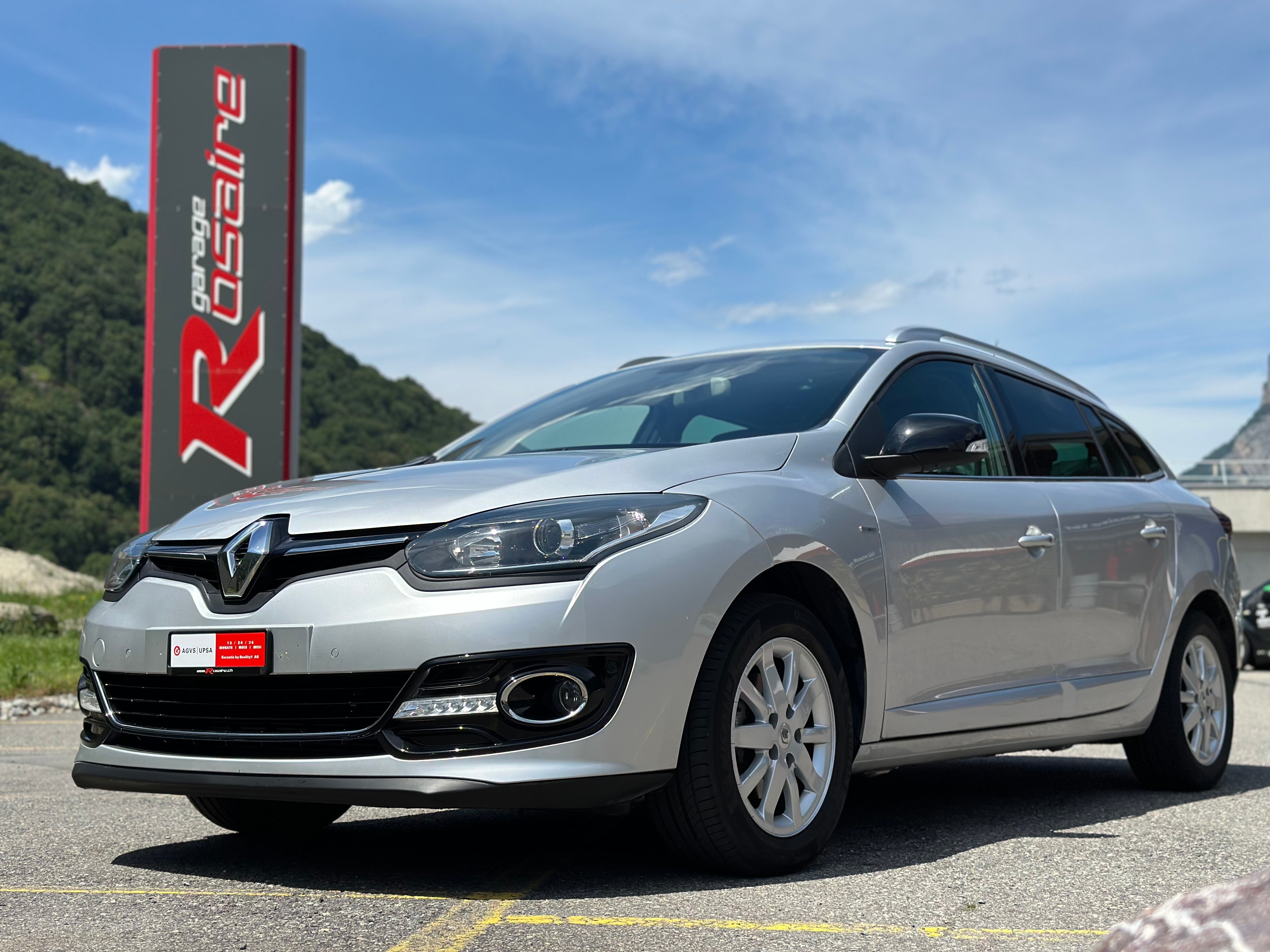 RENAULT Mégane Grandtour 1.2 16V Turbo Bose EDC