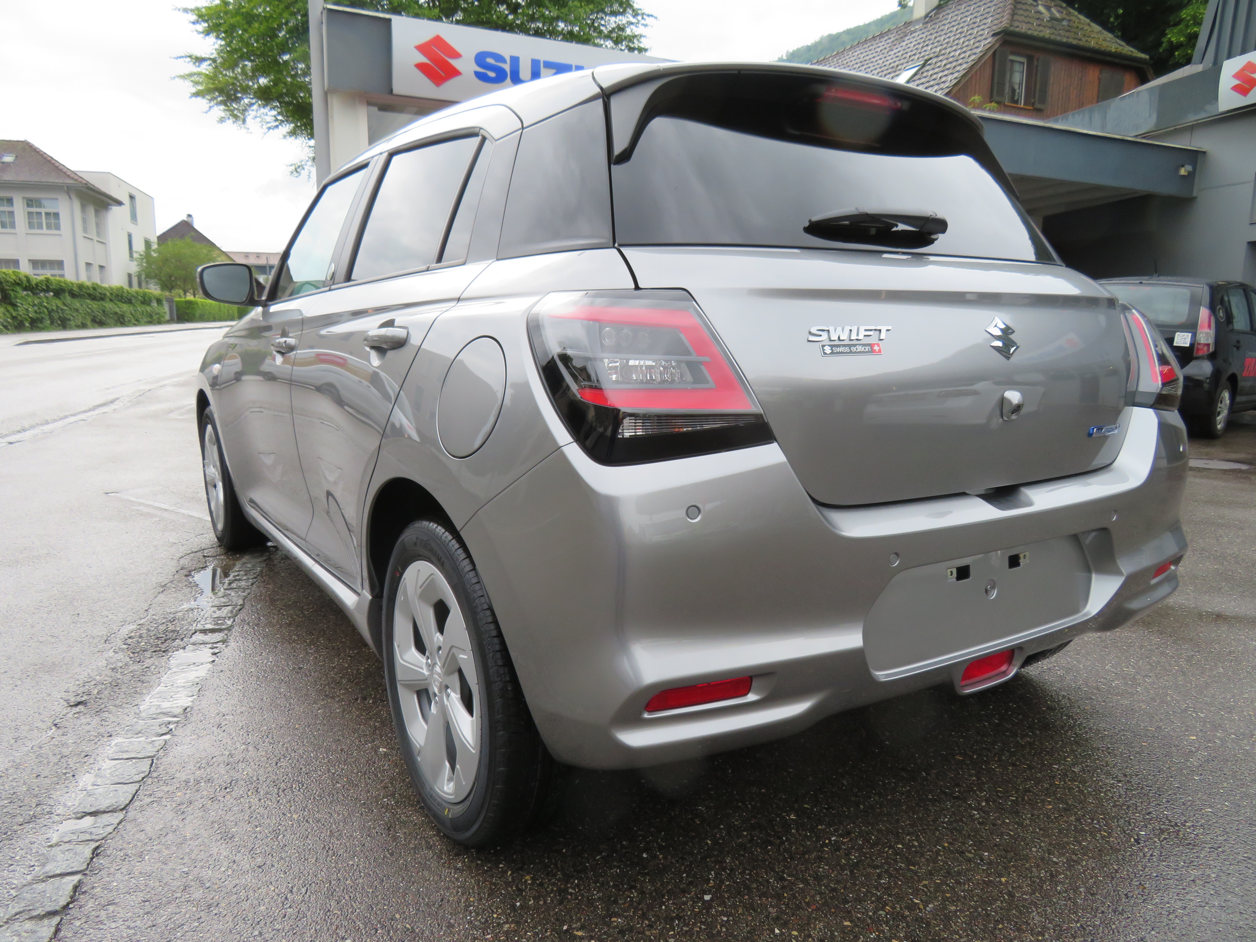 SUZUKI Swift 1.2 1st Edition Hybrid 4x4