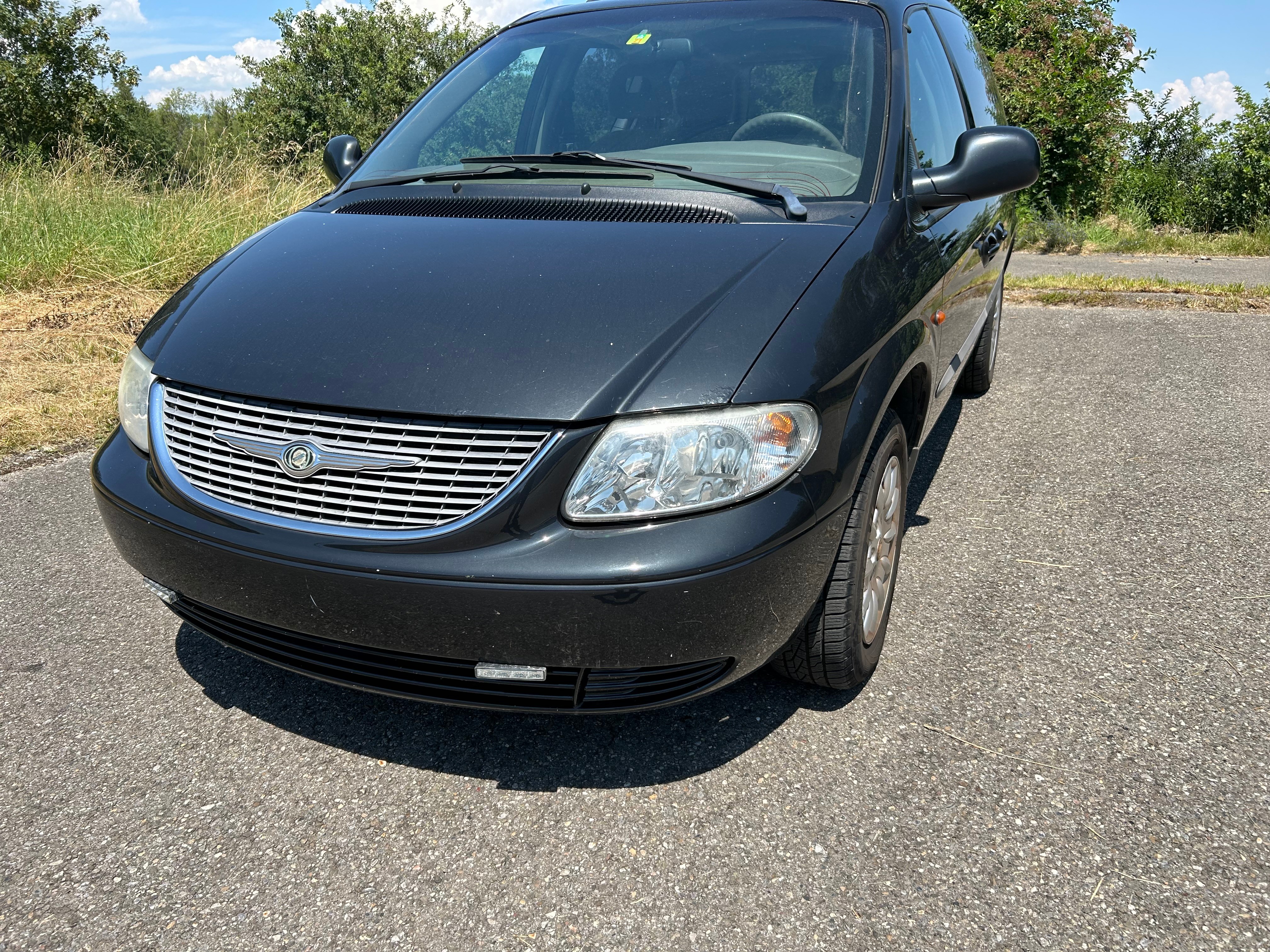 CHRYSLER Voyager 2.4 SE