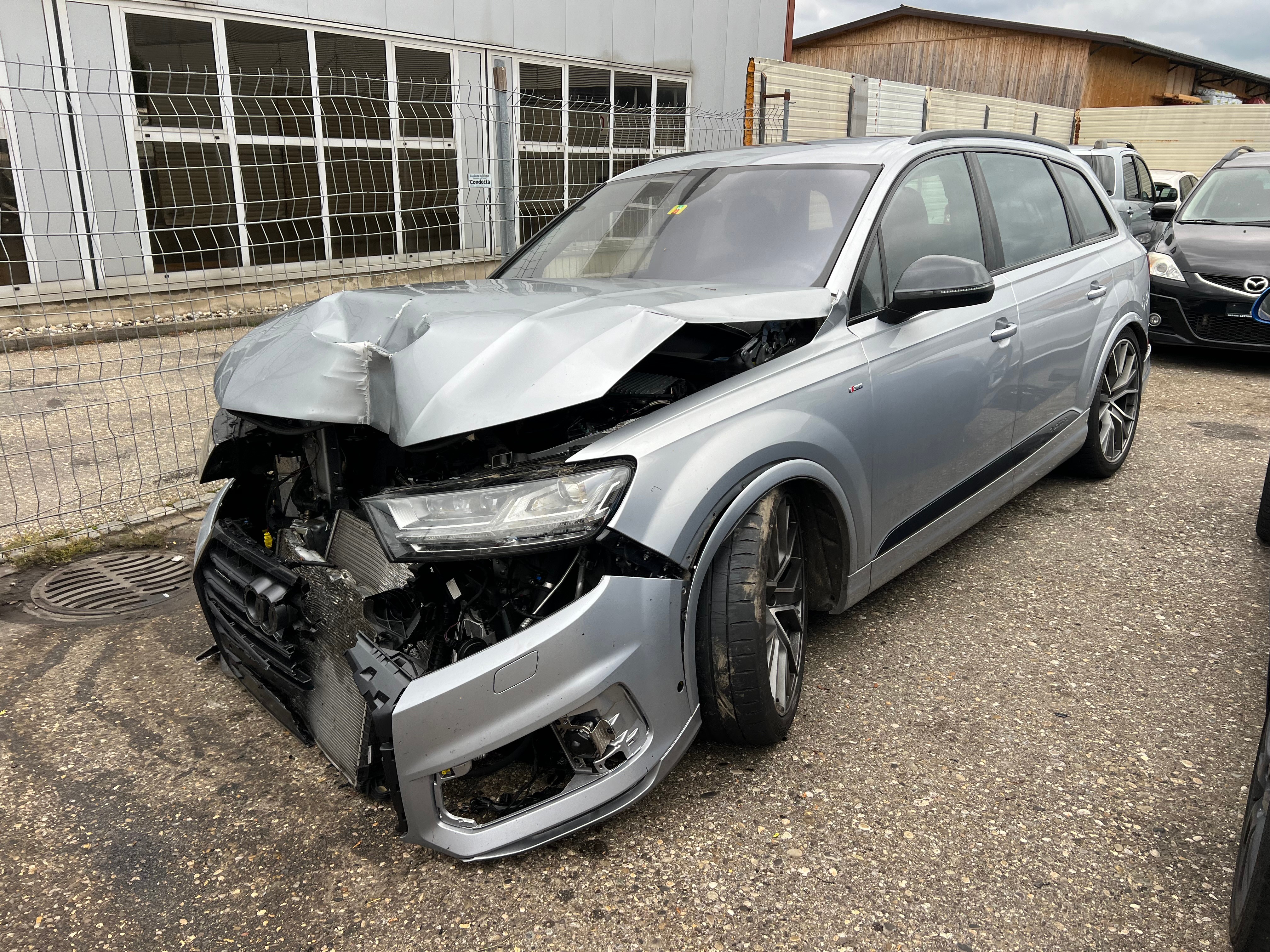 AUDI Q7 3.0 TDI quattro tiptronic