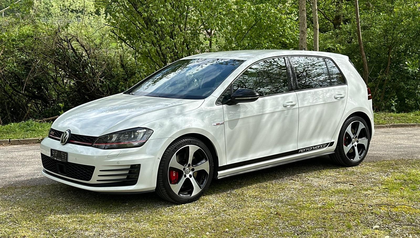 VW Golf 2.0 TSI GTI Performance DSG