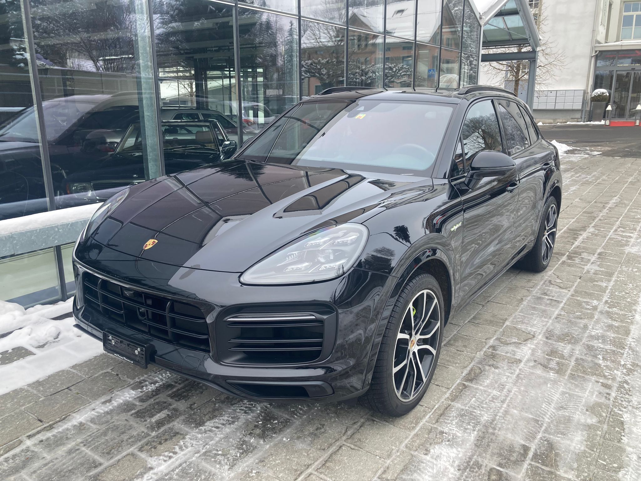 PORSCHE Cayenne E-Hybrid