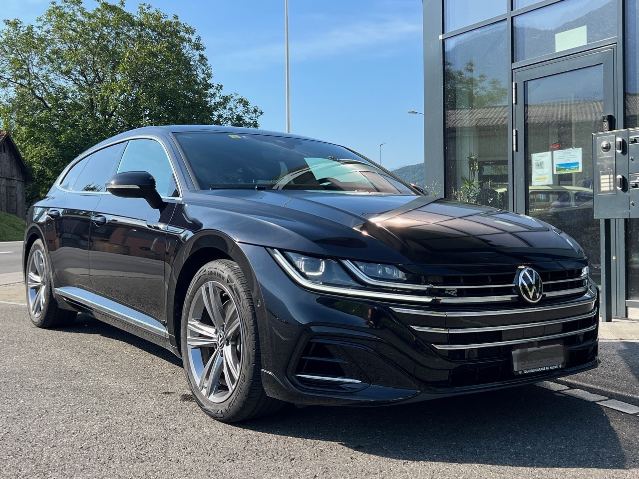 VW Arteon SB 2.0 TSI R-Line 4Motion DSG mit Anhängerkupplung