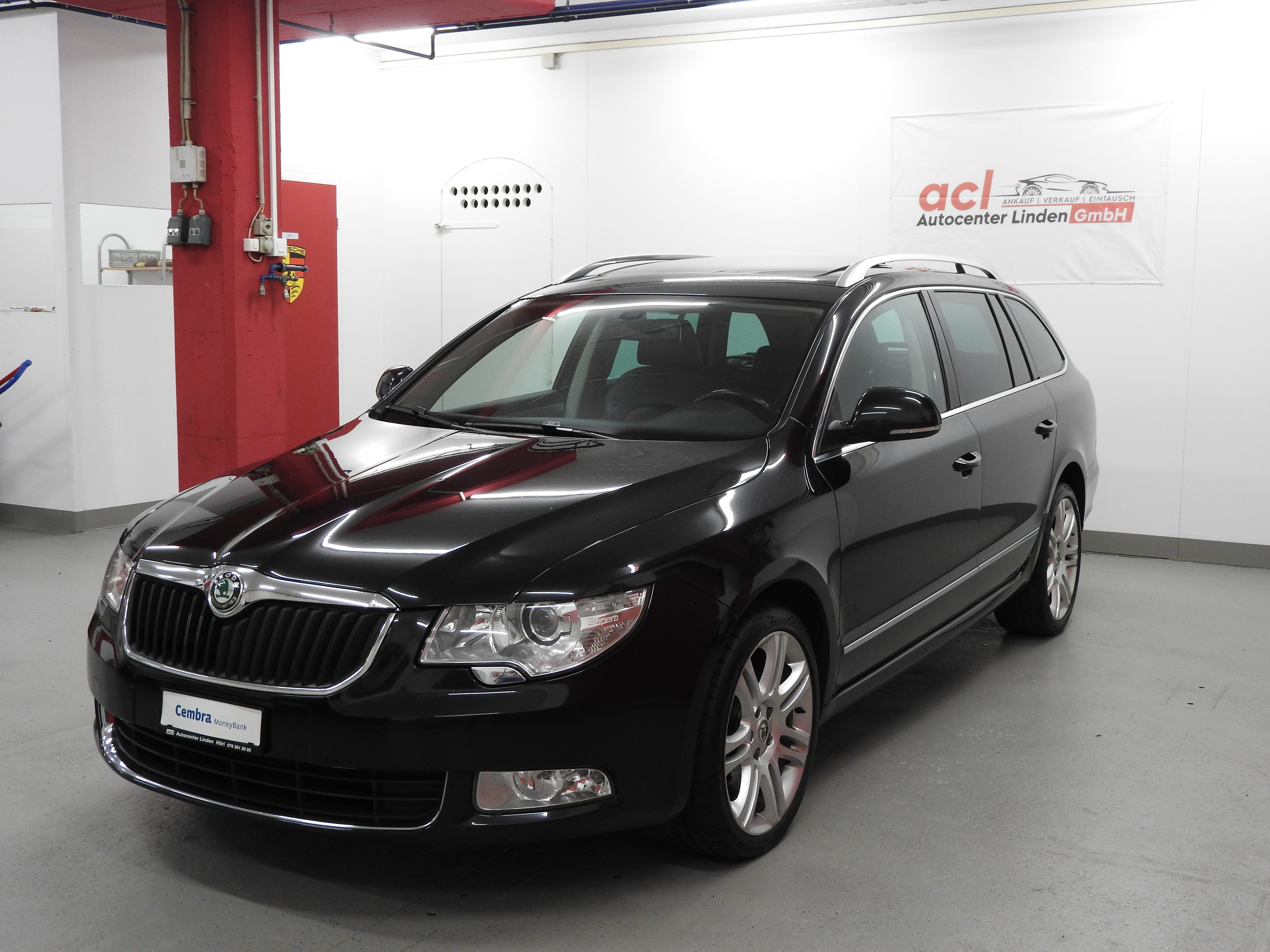 SKODA Superb Combi 2.0 TDi Elegance 4x4 DSG, sehr schöne Fhrzeug, ab MFK Servicgepflegt 8 fach berädert uvm