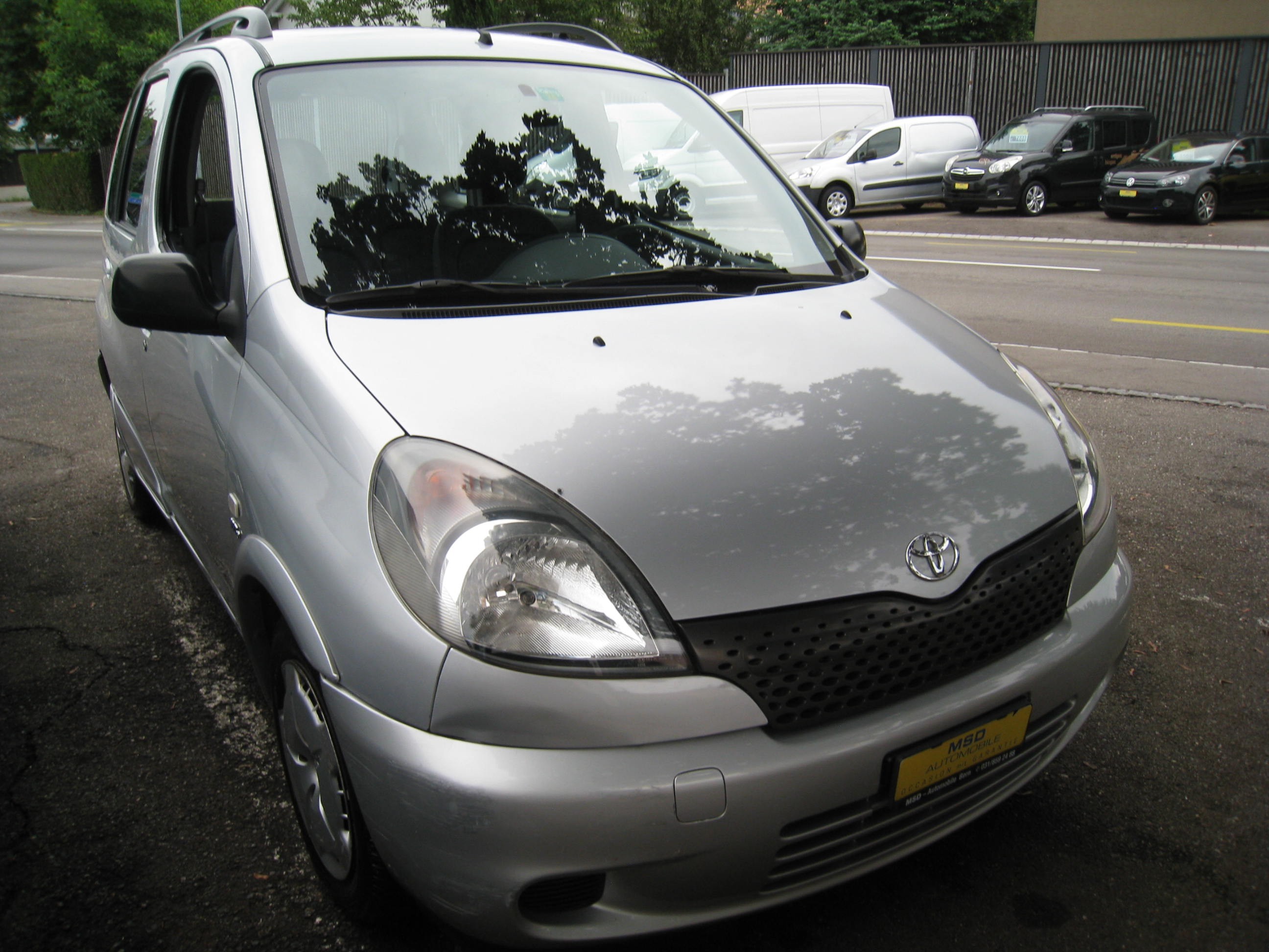 TOYOTA Yaris Verso 1.3 Linea Luna